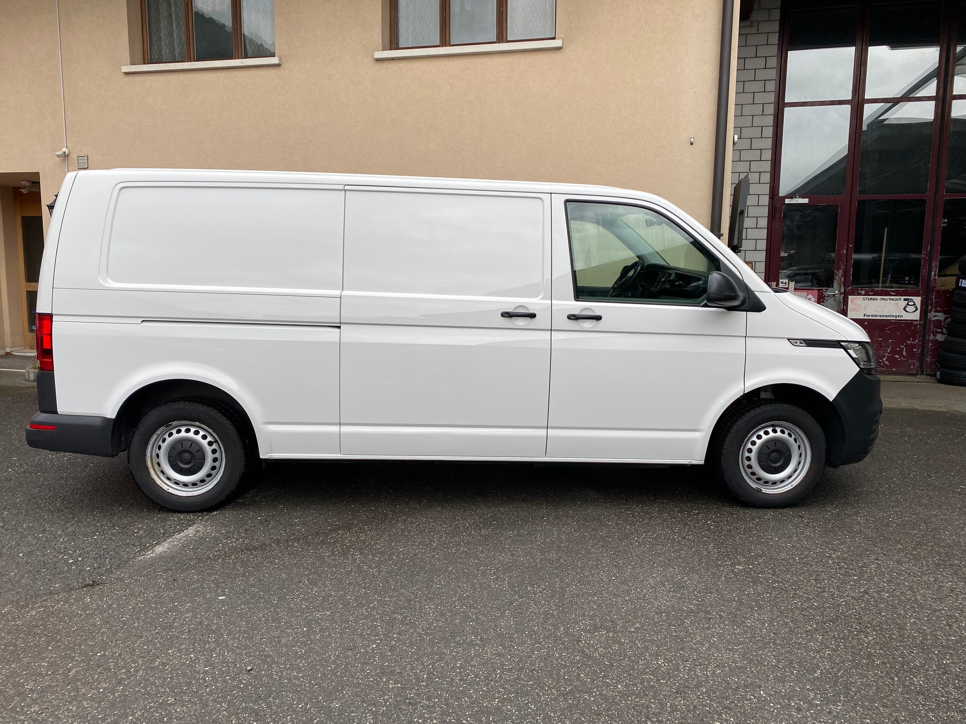 VW T6.1 2.0 TDI 4Motion-image-9