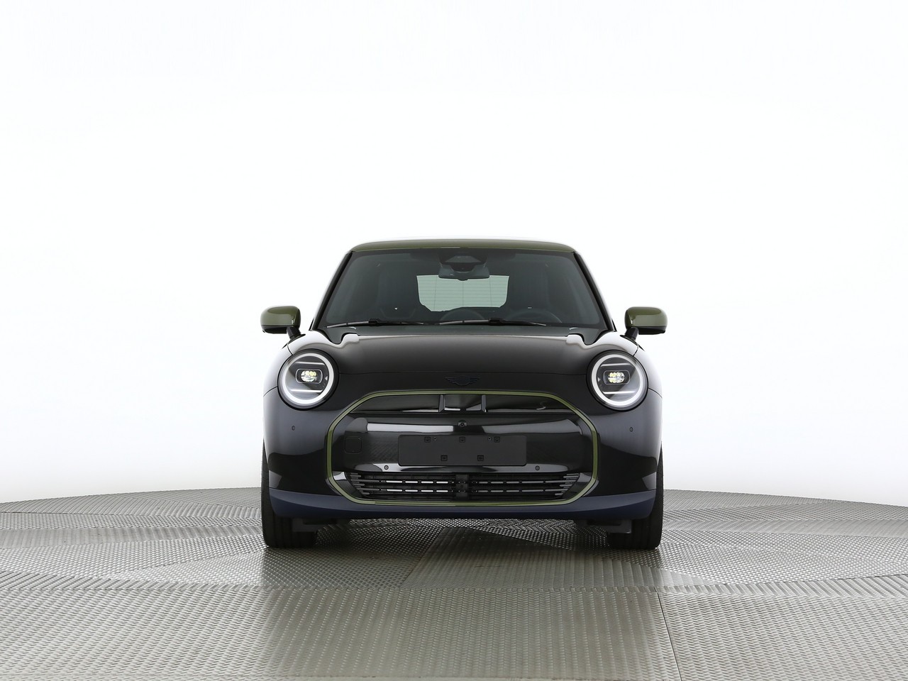 MINI Cooper SE-image-4
