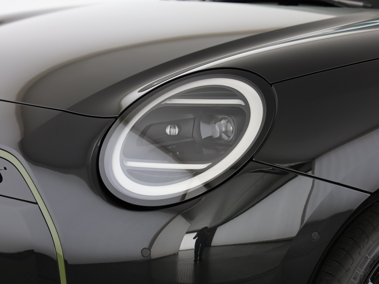 MINI Cooper SE-image-5