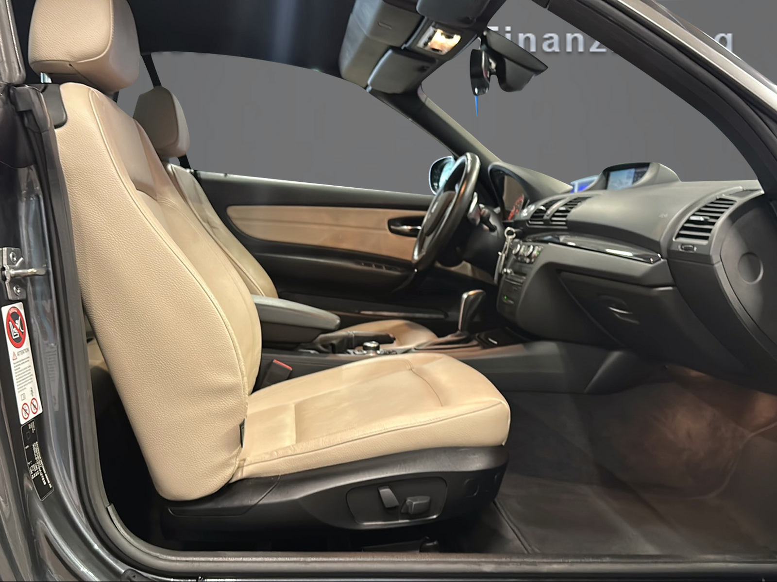 BMW 125i Cabrio Steptronic-image-10