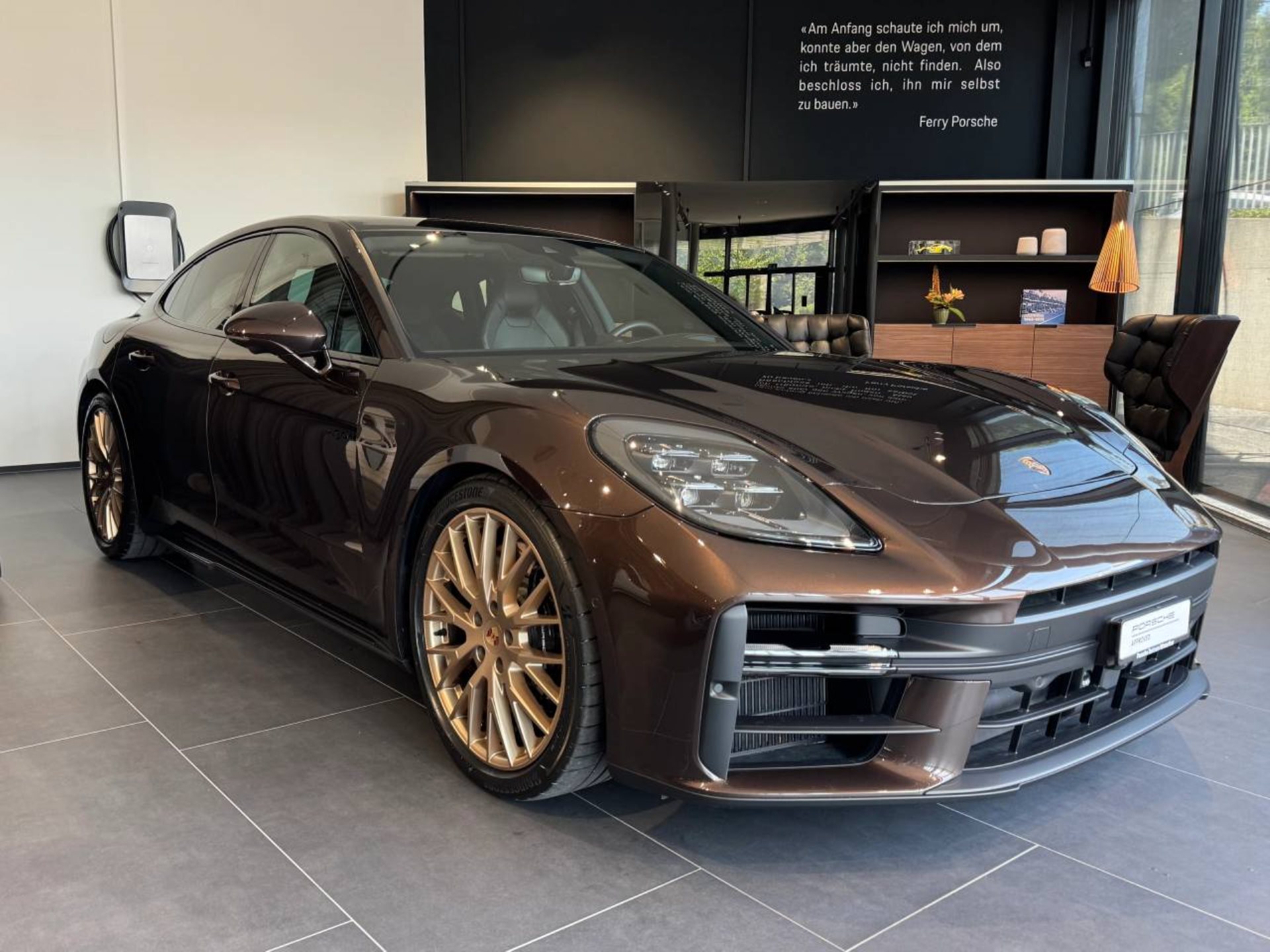PORSCHE Panamera 4S E-Hybrid-image-8