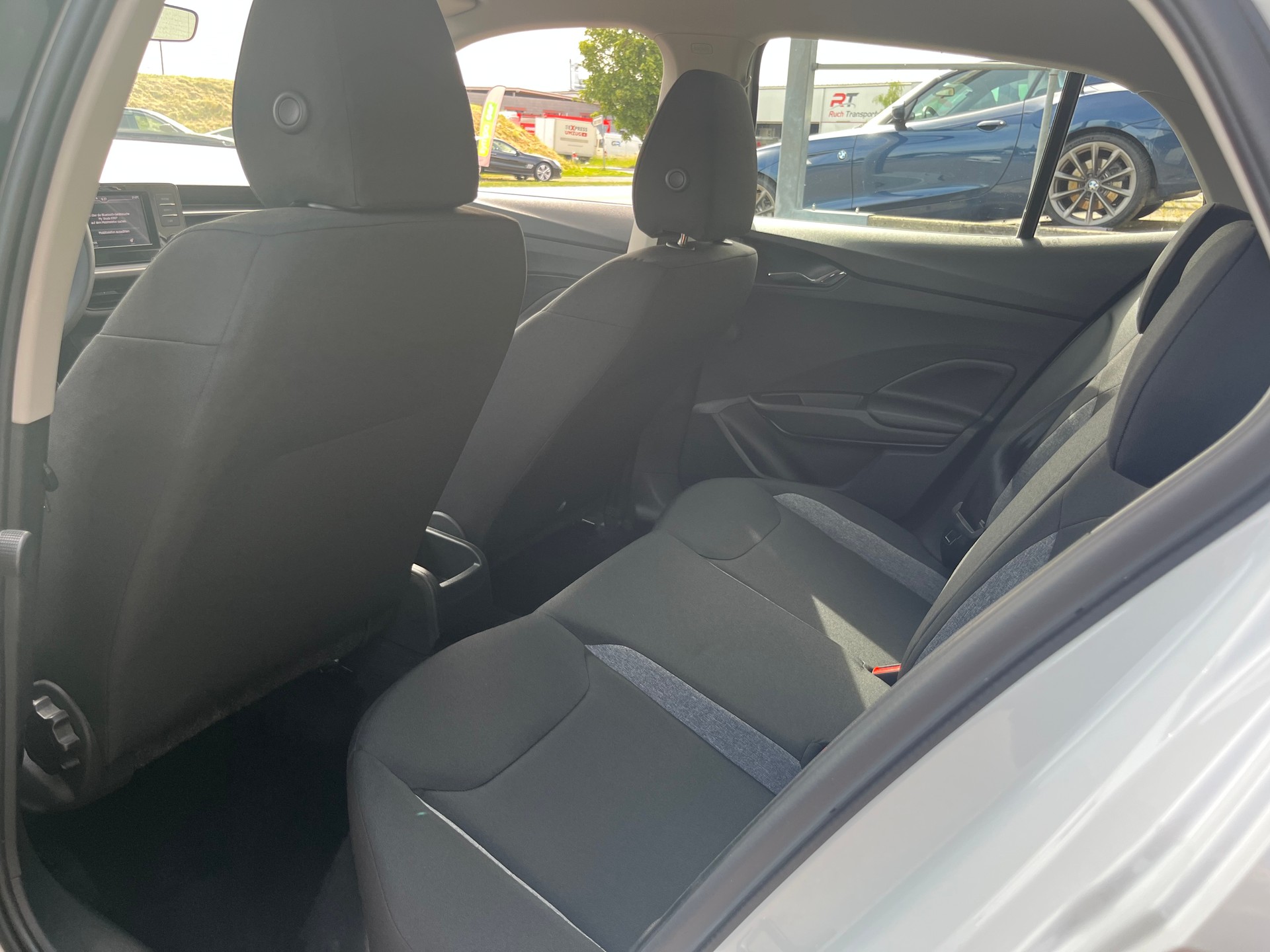 SKODA Fabia 1.0 MPI Active+++MIT 12 MONATEN GARANTIE+++-image-11