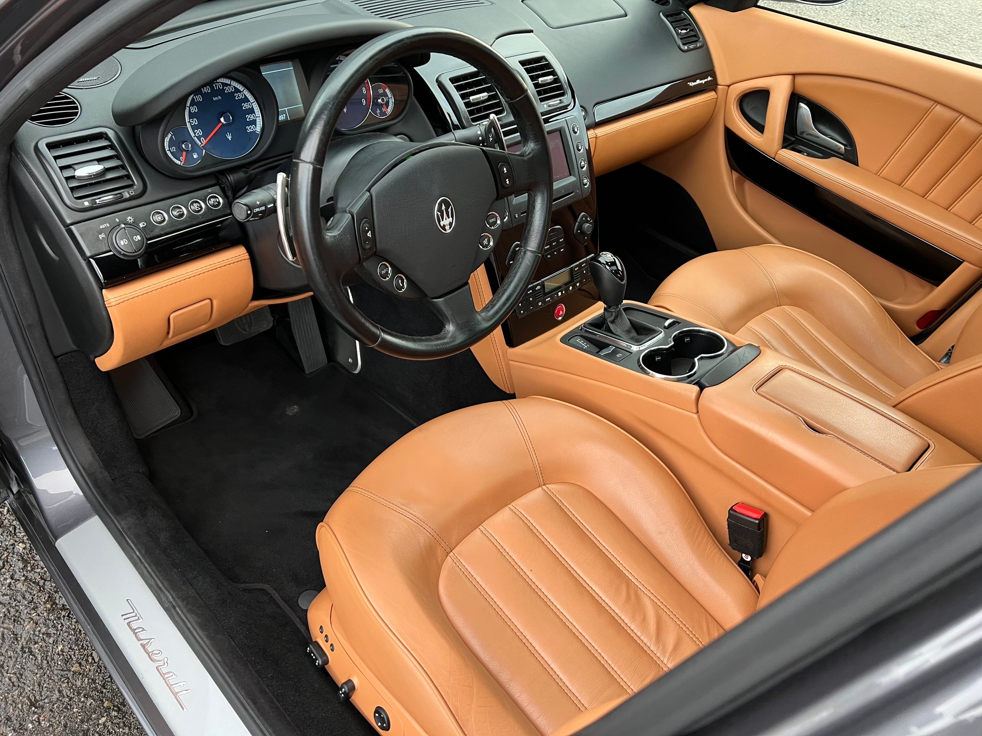 MASERATI Quattroporte 4.2 V8 Sport GT Automatica-image-8