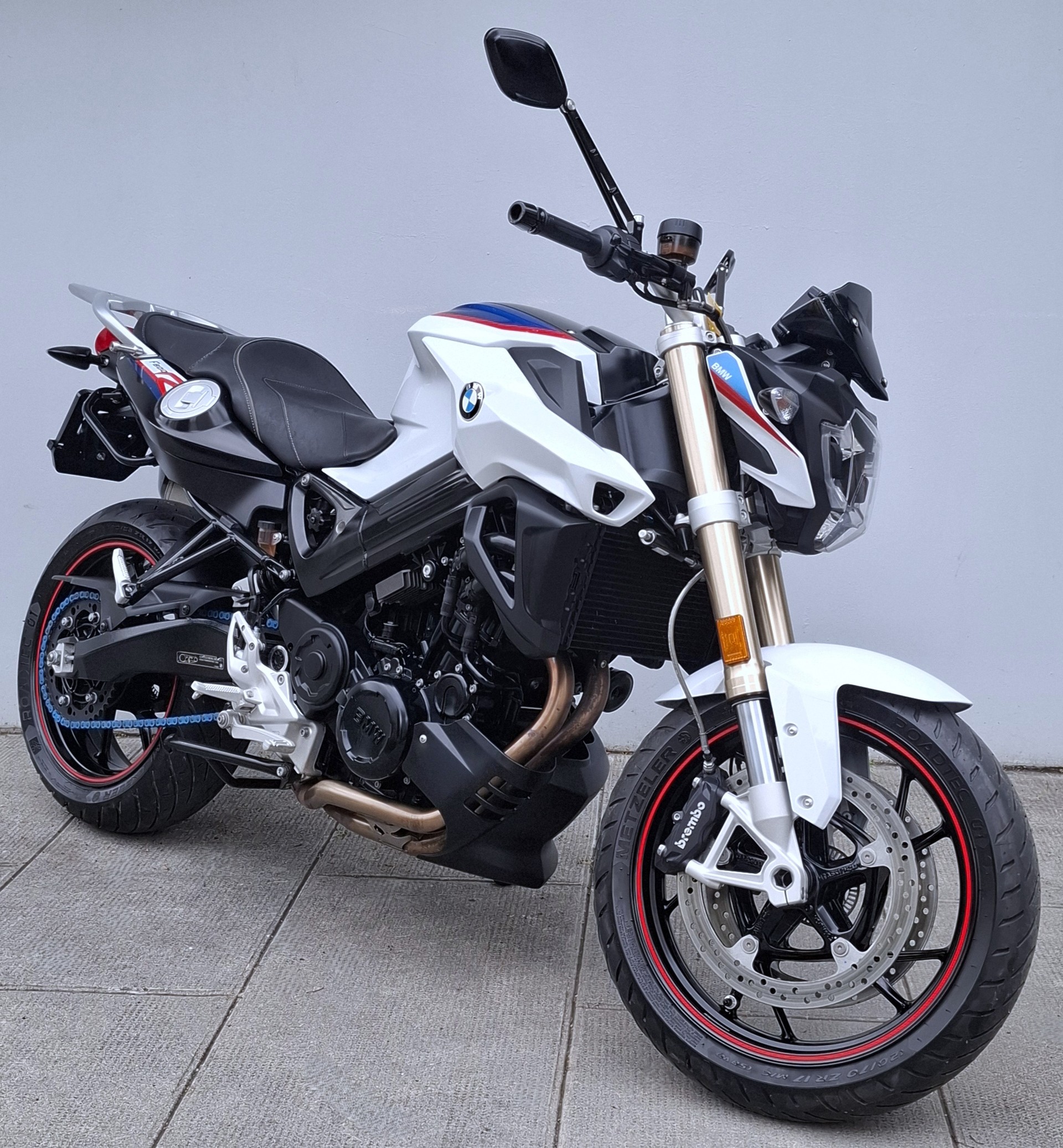 BMW F 800 R ABS (35kW)-showroom-element-1