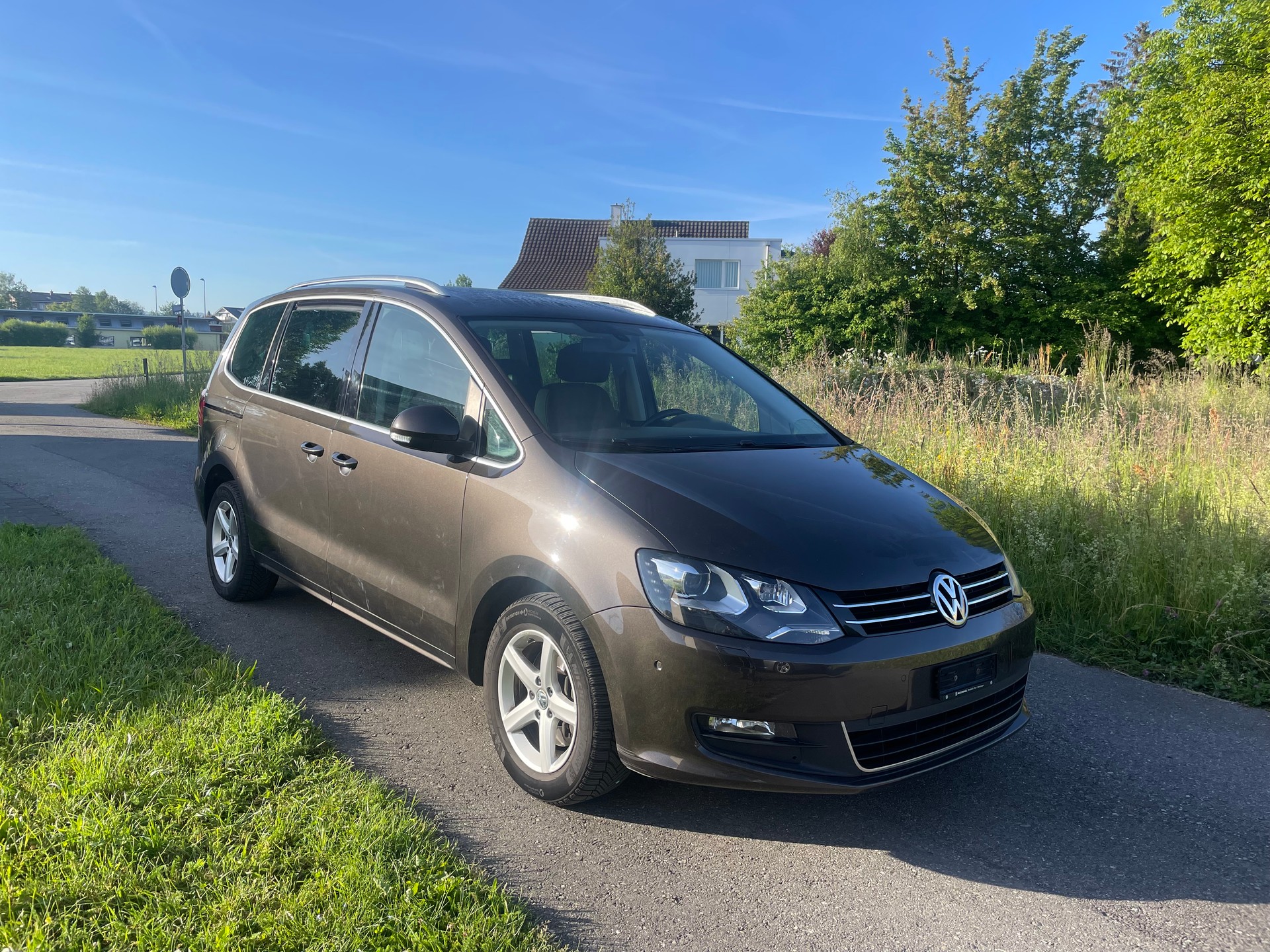 VW Sharan 2.0 TDI BlueMotion Technology 65th Edition-image-0