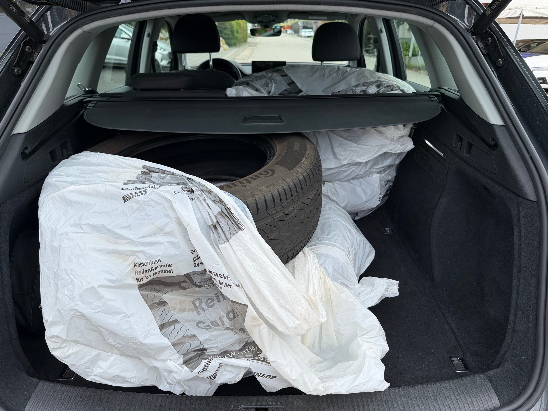 AUDI Q5 40 TDI advanced quattro S-tronic-image-13