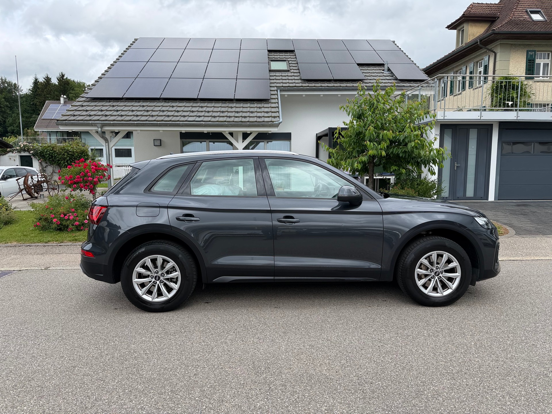 AUDI Q5 40 TDI advanced quattro S-tronic-image-4