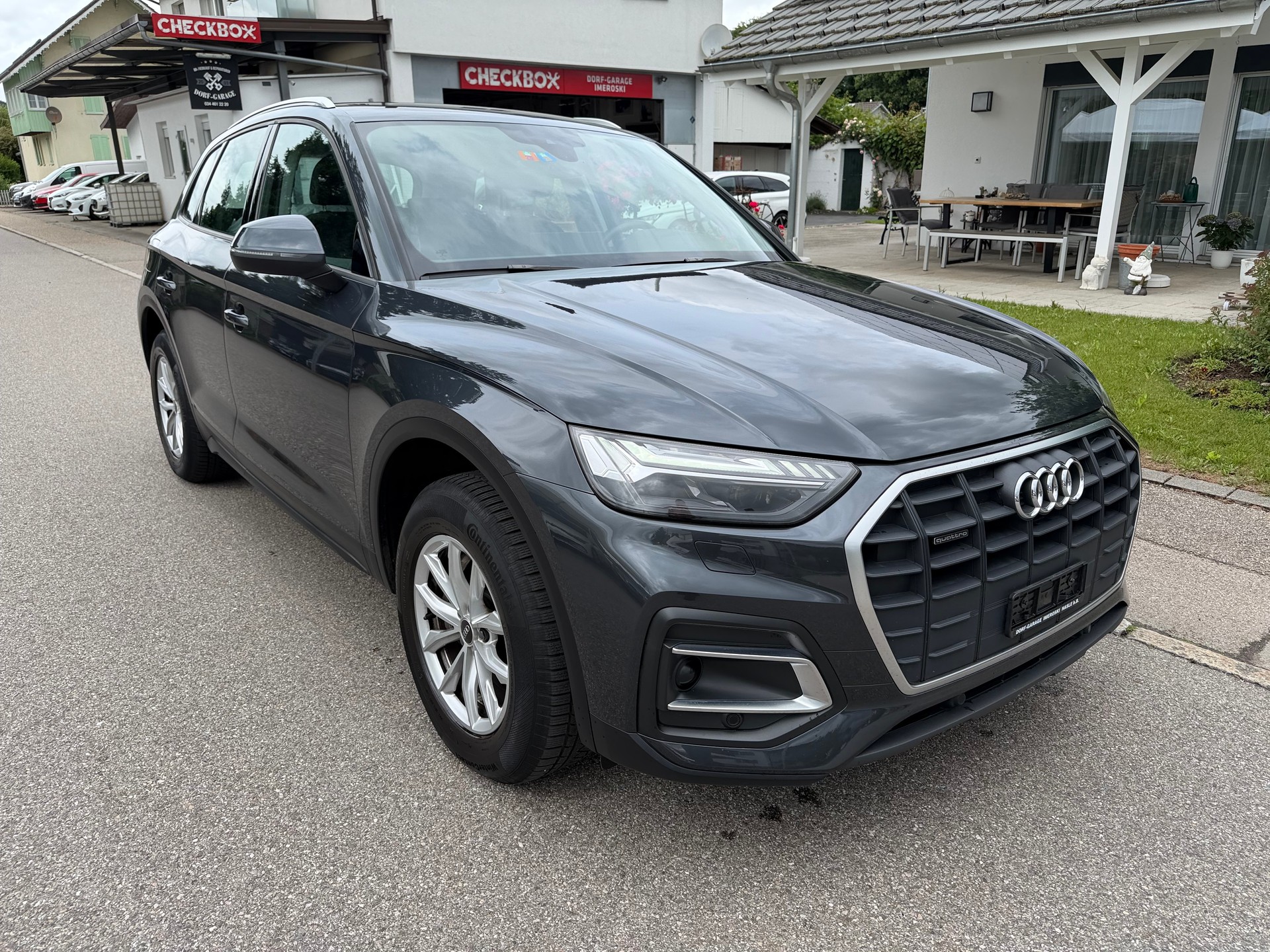 AUDI Q5 40 TDI advanced quattro S-tronic-image-1