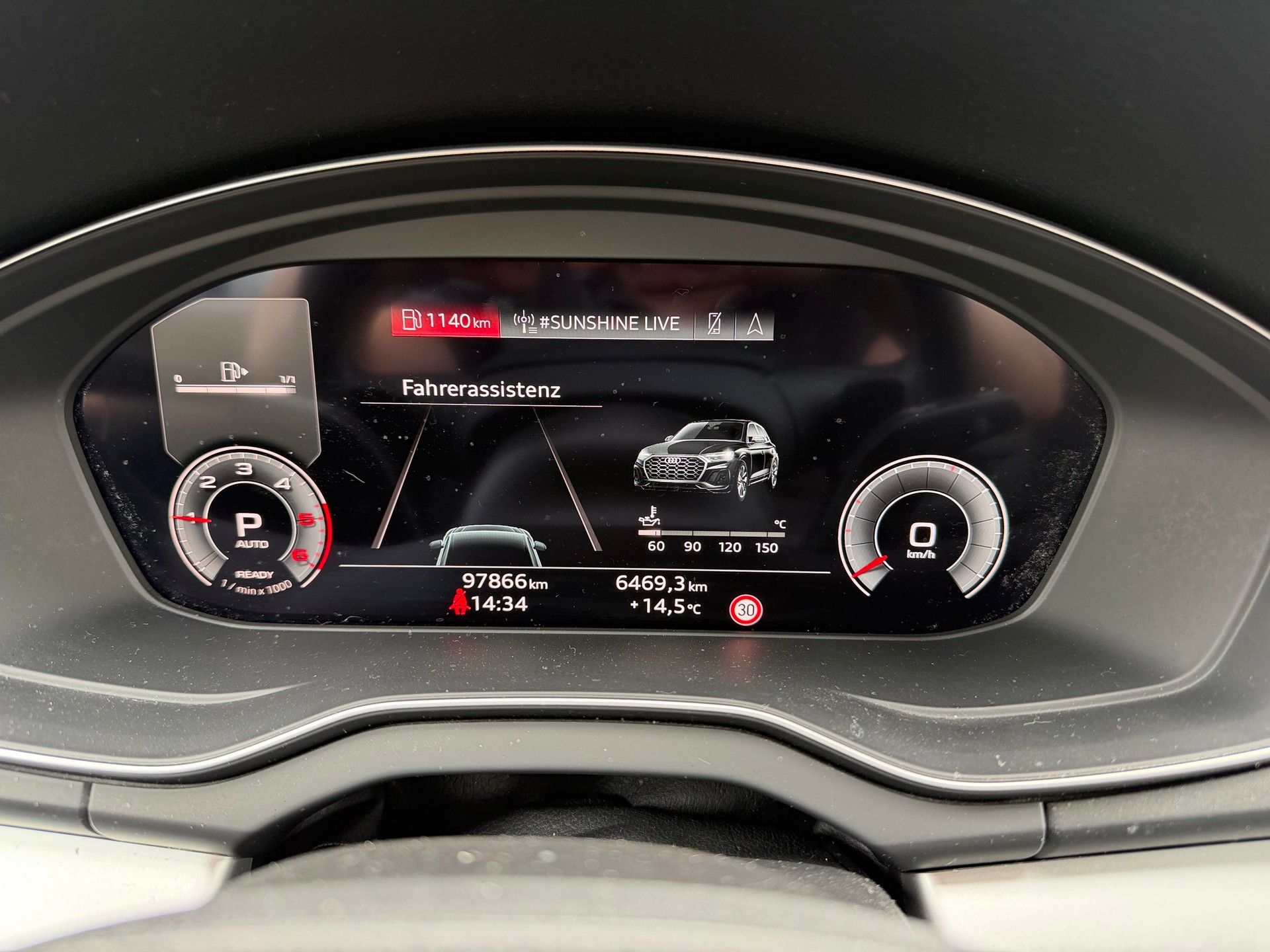 AUDI Q5 40 TDI advanced quattro S-tronic-image-8