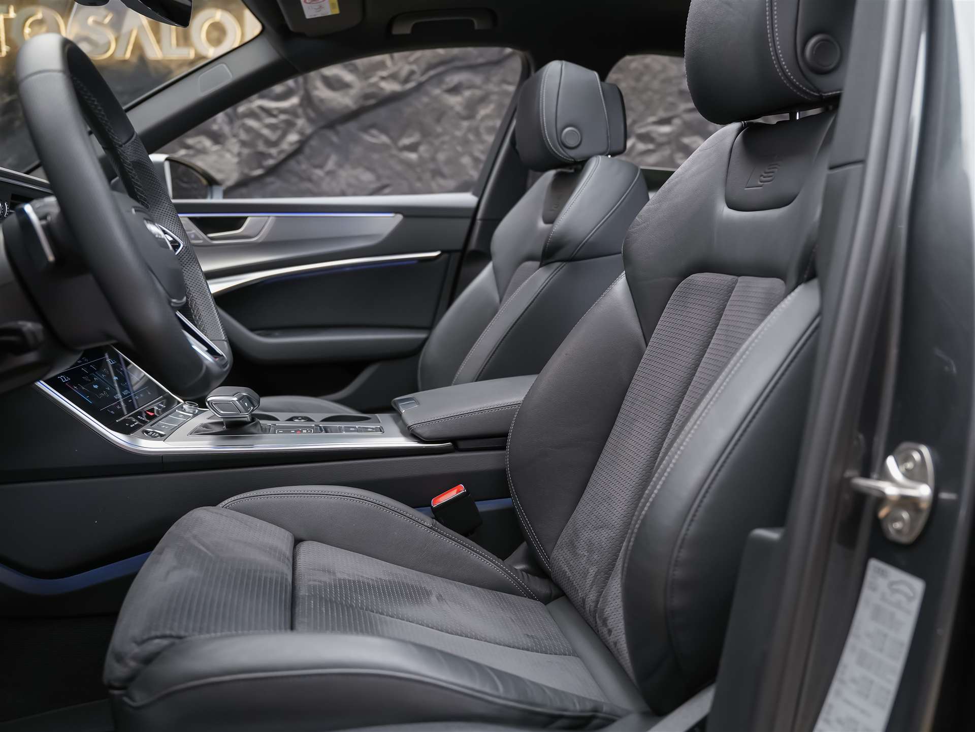 AUDI A6 Avant 45 TFSI S-Line advanced S-tronic quattro *Matrix-LED*Panorama*B&O*Ambientebeleuchtung*-image-8