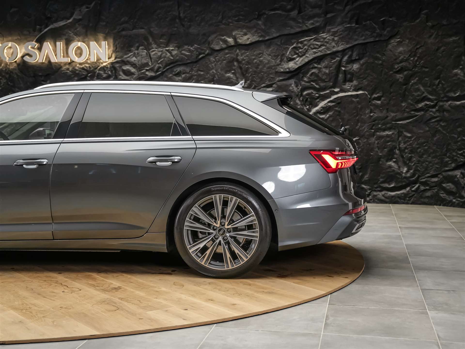 AUDI A6 Avant 45 TFSI S-Line advanced S-tronic quattro *Matrix-LED*Panorama*B&O*Ambientebeleuchtung*-image-19