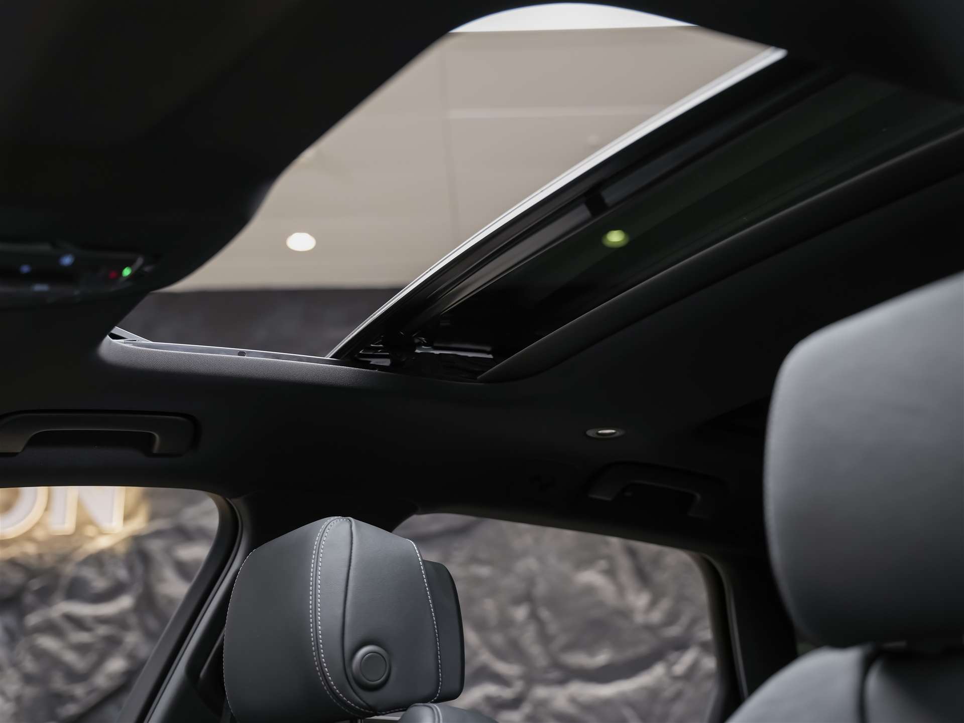 AUDI A6 Avant 45 TFSI S-Line advanced S-tronic quattro *Matrix-LED*Panorama*B&O*Ambientebeleuchtung*-image-11