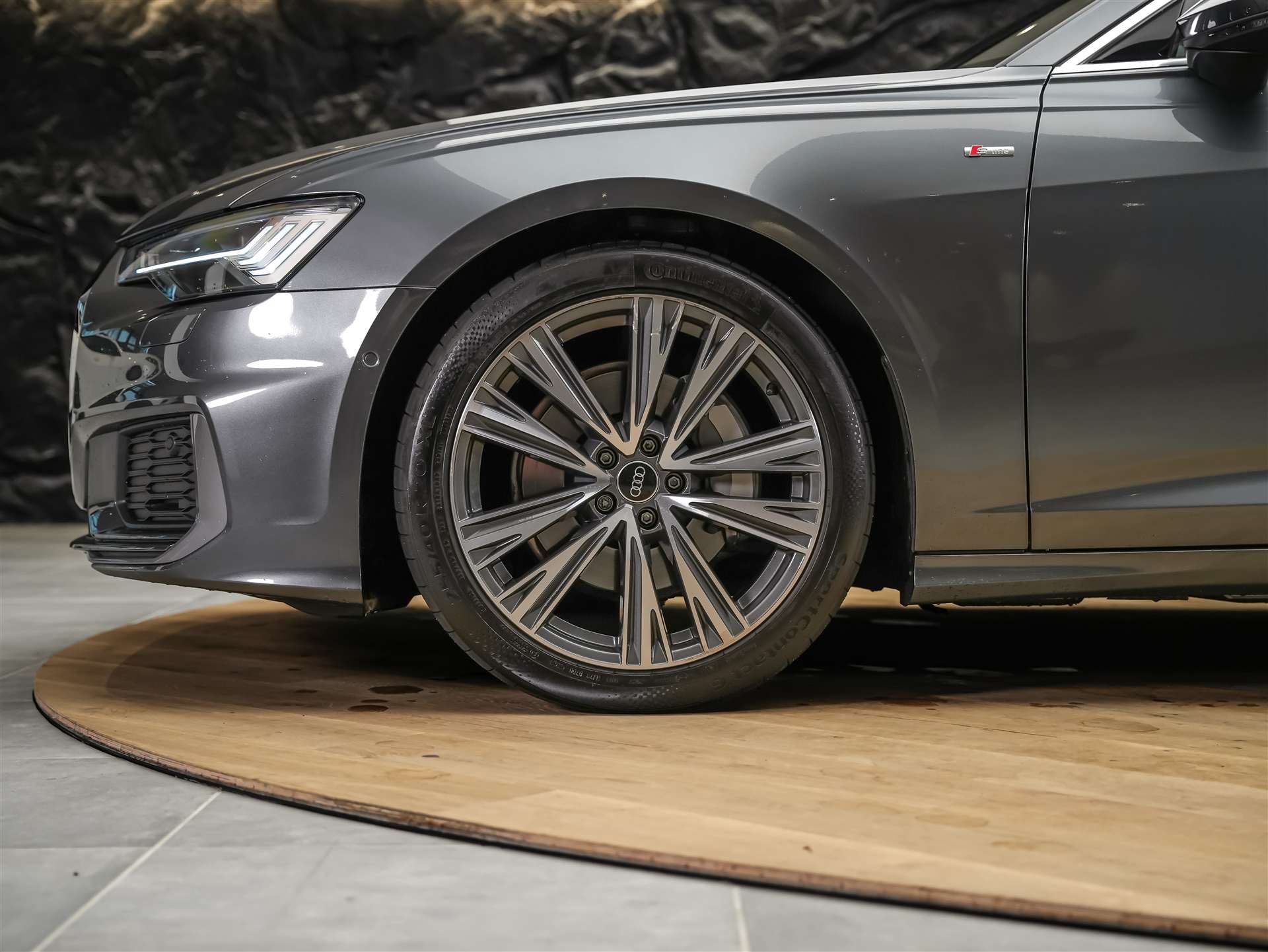 AUDI A6 Avant 45 TFSI S-Line advanced S-tronic quattro *Matrix-LED*Panorama*B&O*Ambientebeleuchtung*-image-18
