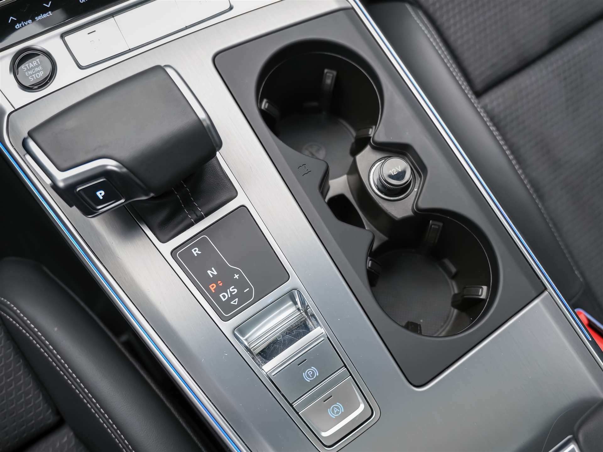 AUDI A6 Avant 45 TFSI S-Line advanced S-tronic quattro *Matrix-LED*Panorama*B&O*Ambientebeleuchtung*-image-23