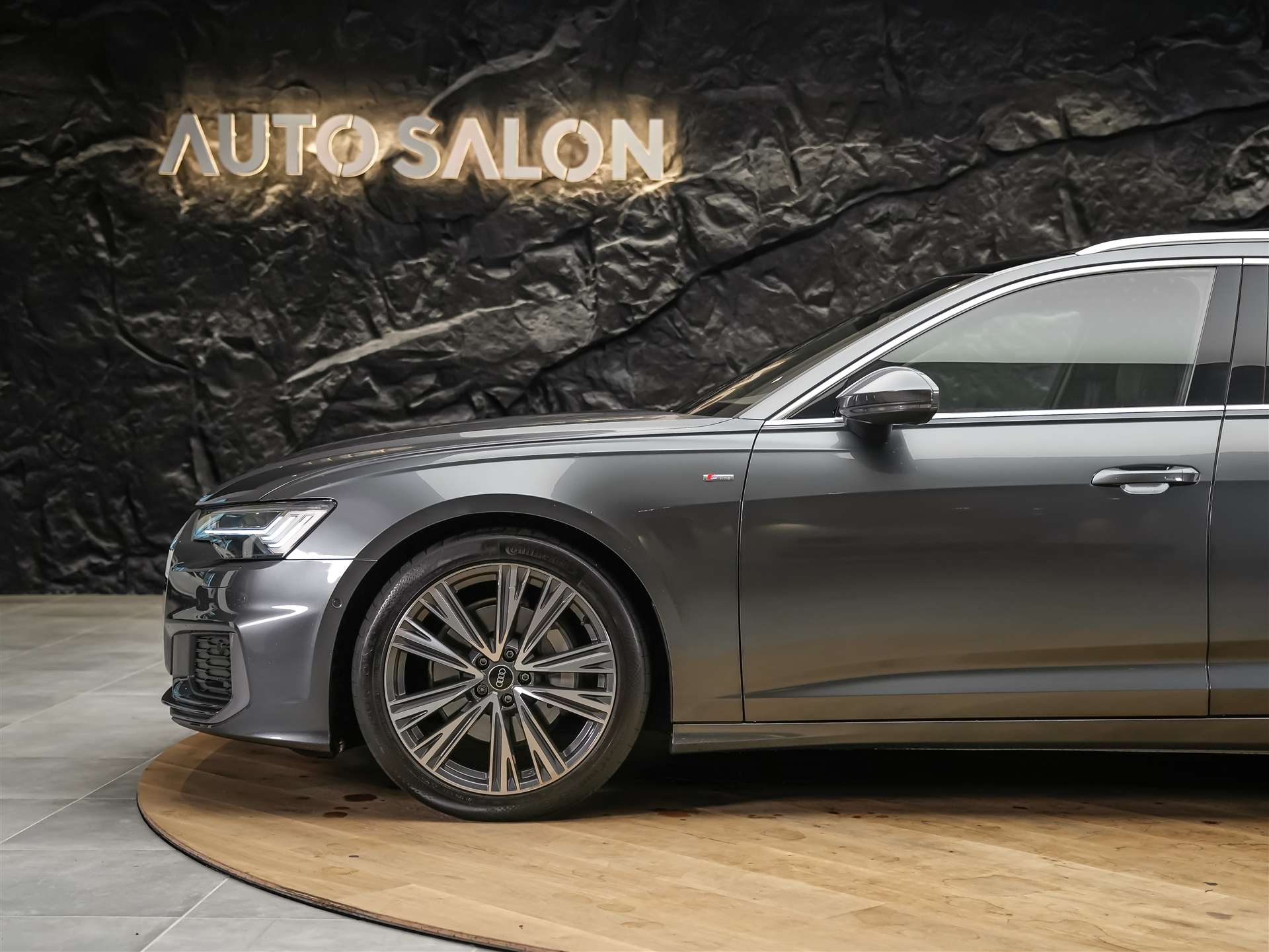 AUDI A6 Avant 45 TFSI S-Line advanced S-tronic quattro *Matrix-LED*Panorama*B&O*Ambientebeleuchtung*-image-17