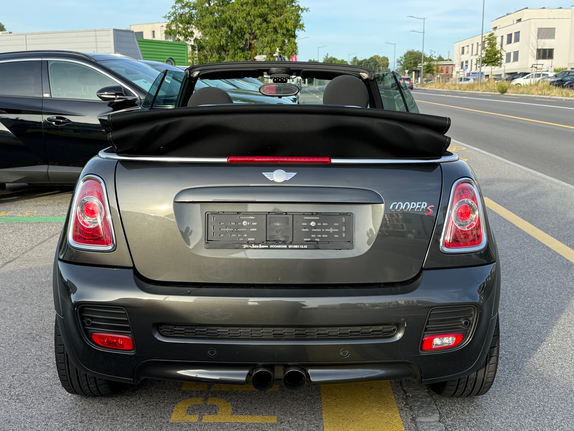 MINI Cooper S Cabriolet-image-6
