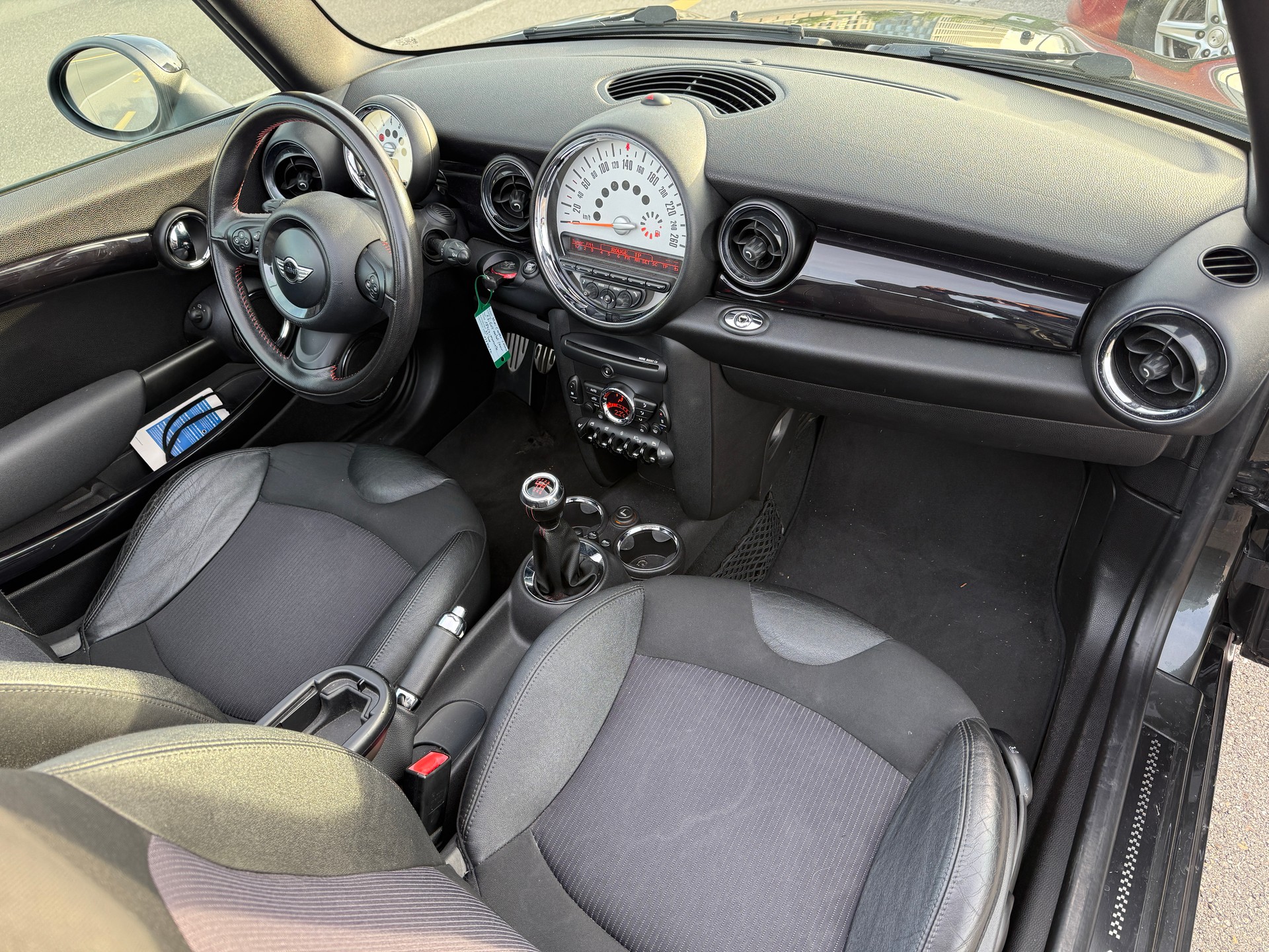 MINI Cooper S Cabriolet-image-23