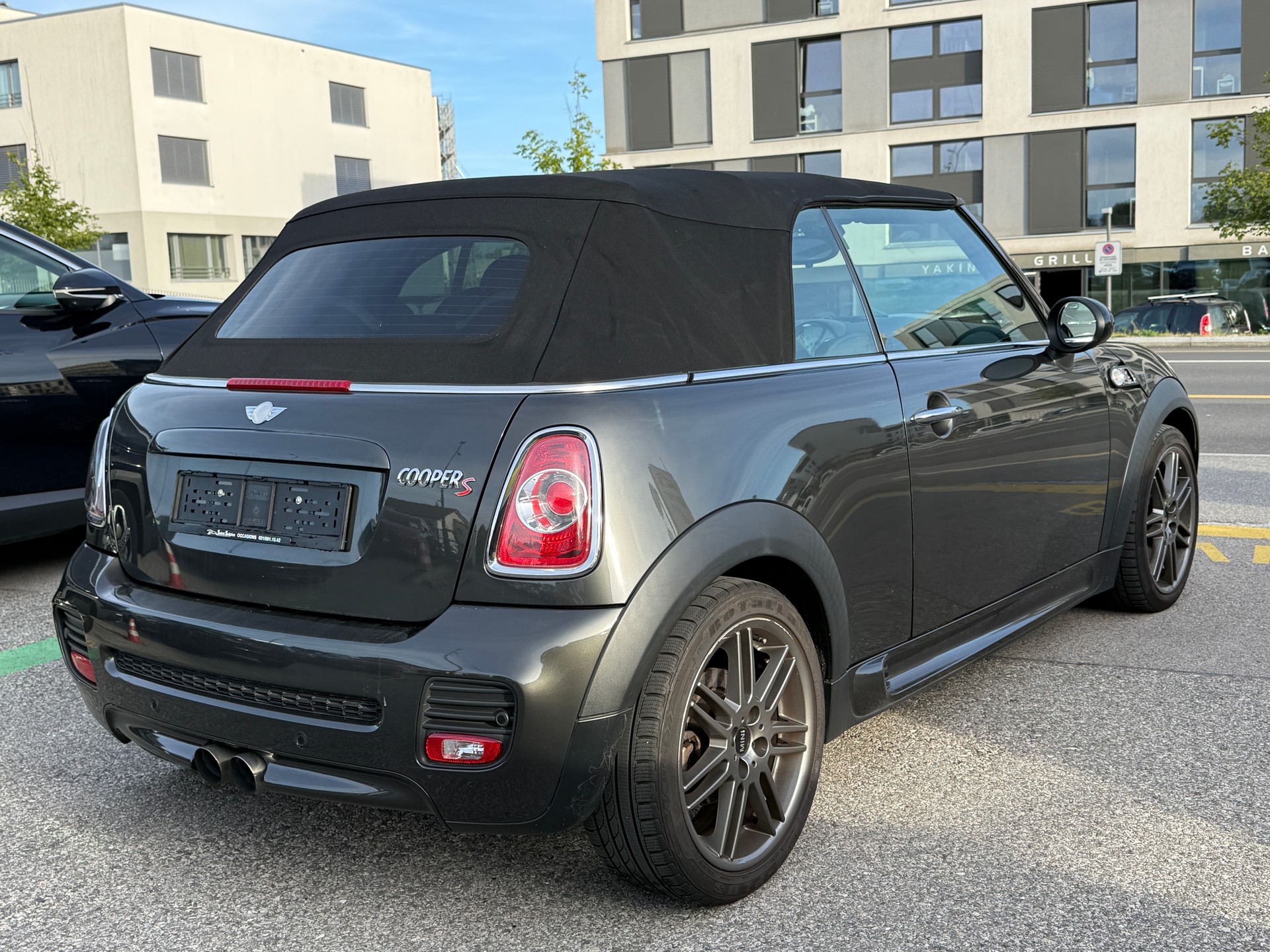 MINI Cooper S Cabriolet-image-14