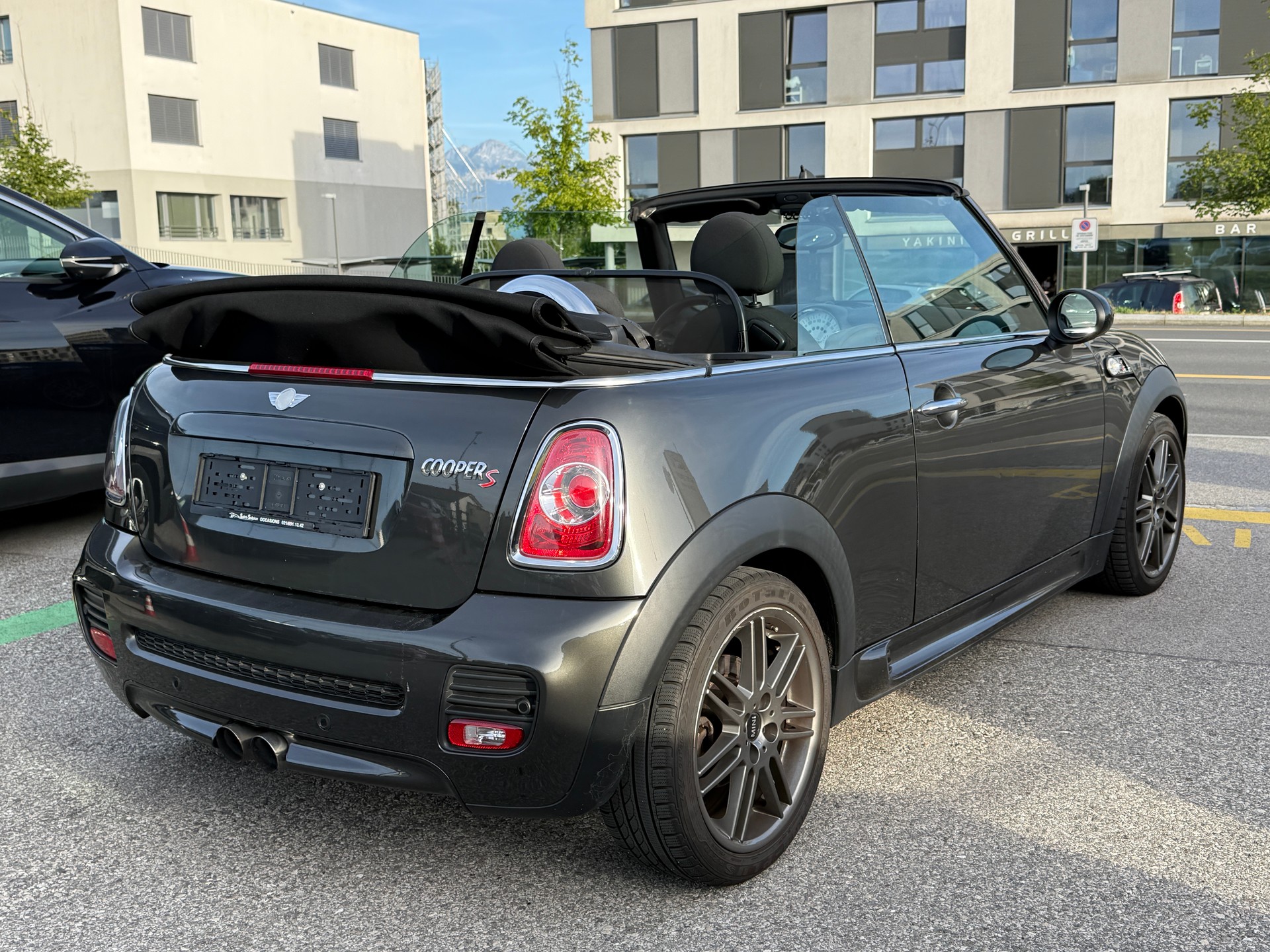 MINI Cooper S Cabriolet-image-16