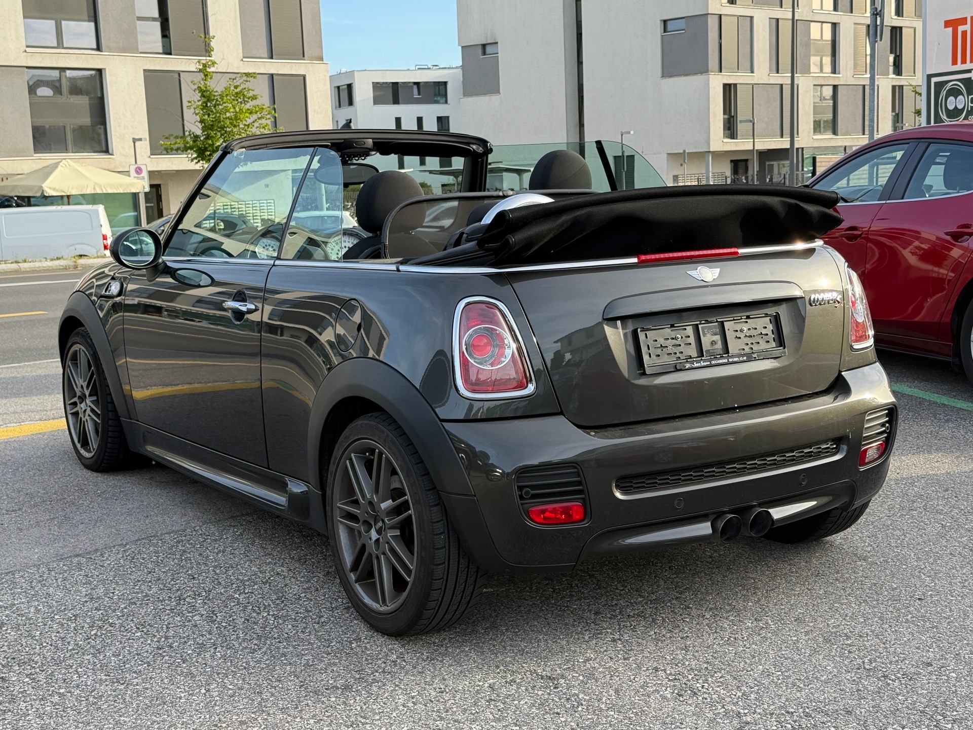 MINI Cooper S Cabriolet-image-15