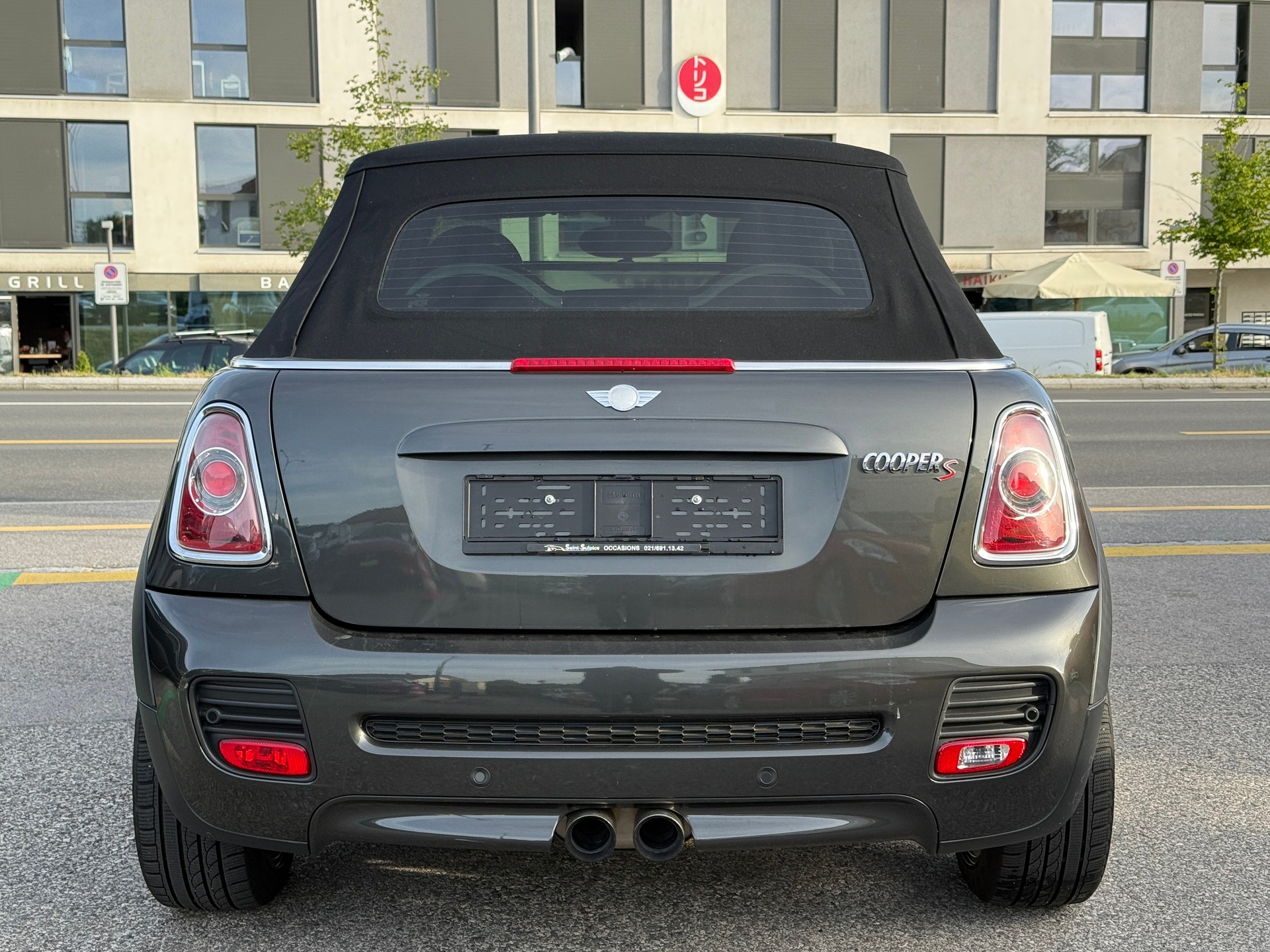 MINI Cooper S Cabriolet-image-3