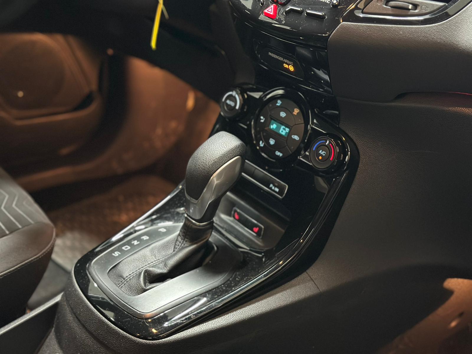 FORD Fiesta 1.0 SCTi Titanium X PowerShift-image-9
