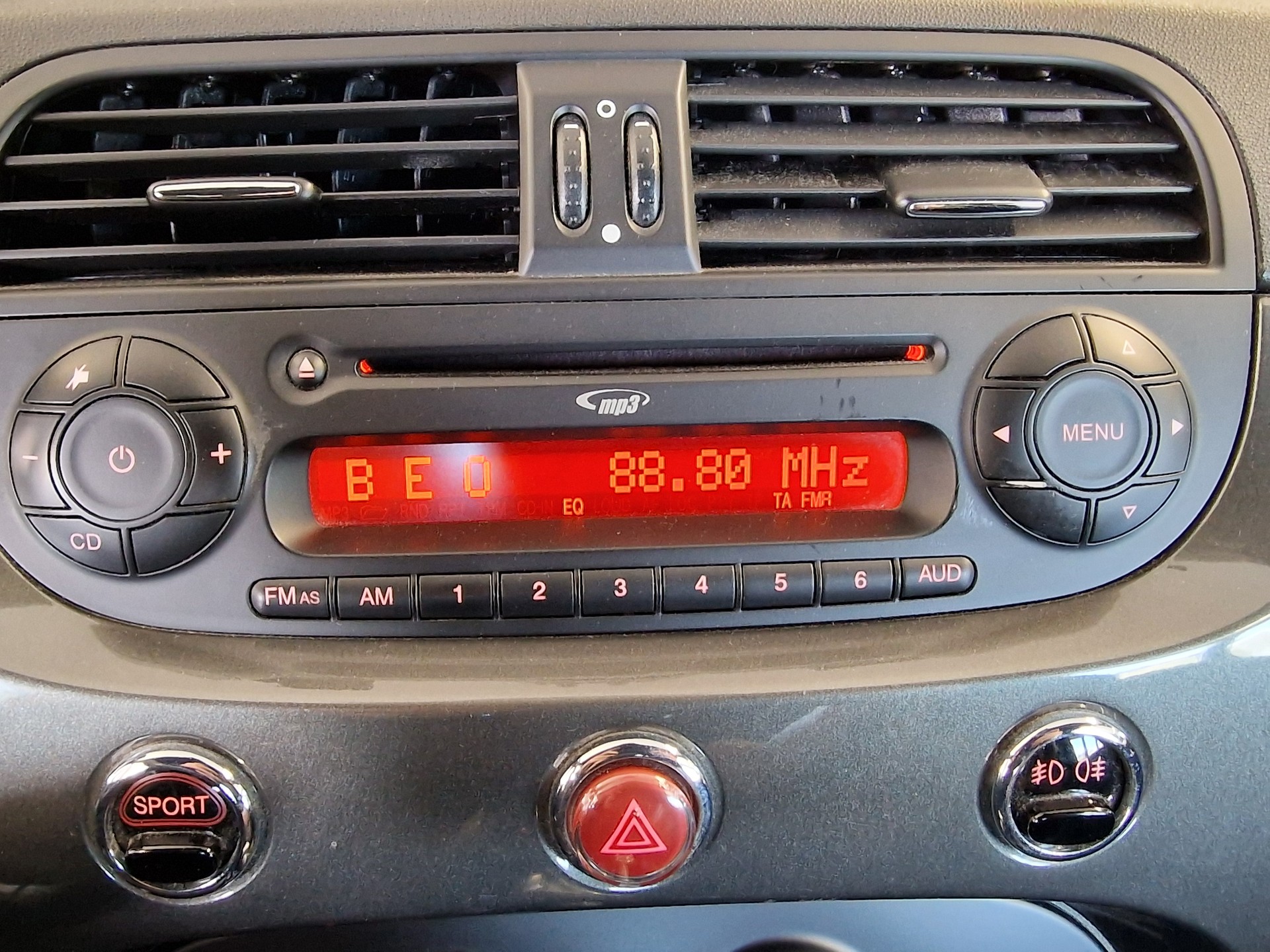 FIAT 595 1.4 16V Turbo Abarth Turismo-image-10