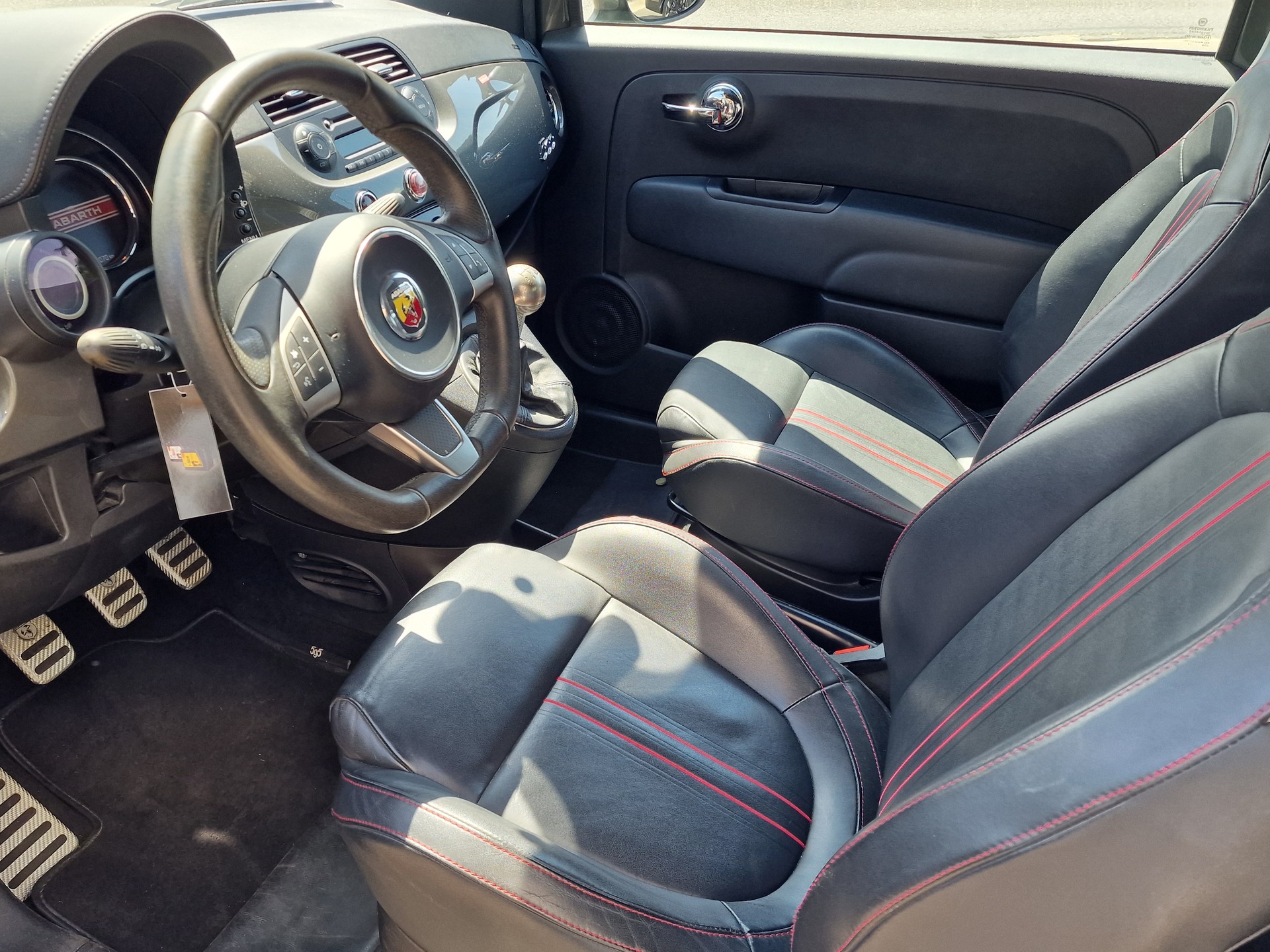 FIAT 595 1.4 16V Turbo Abarth Turismo-image-5