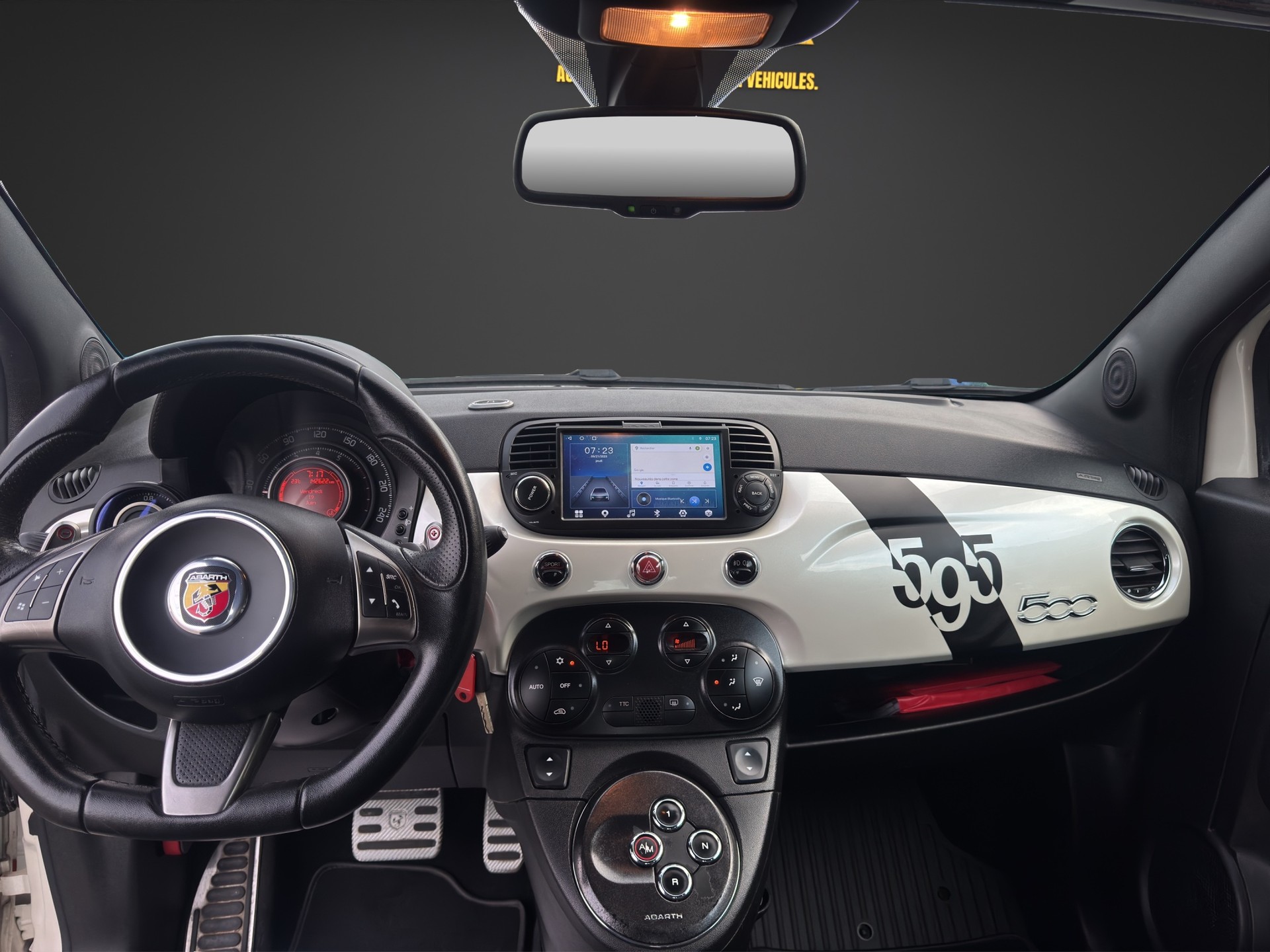 FIAT 595C 1.4 16V Turbo Abarth Competizione Dualogic-image-11