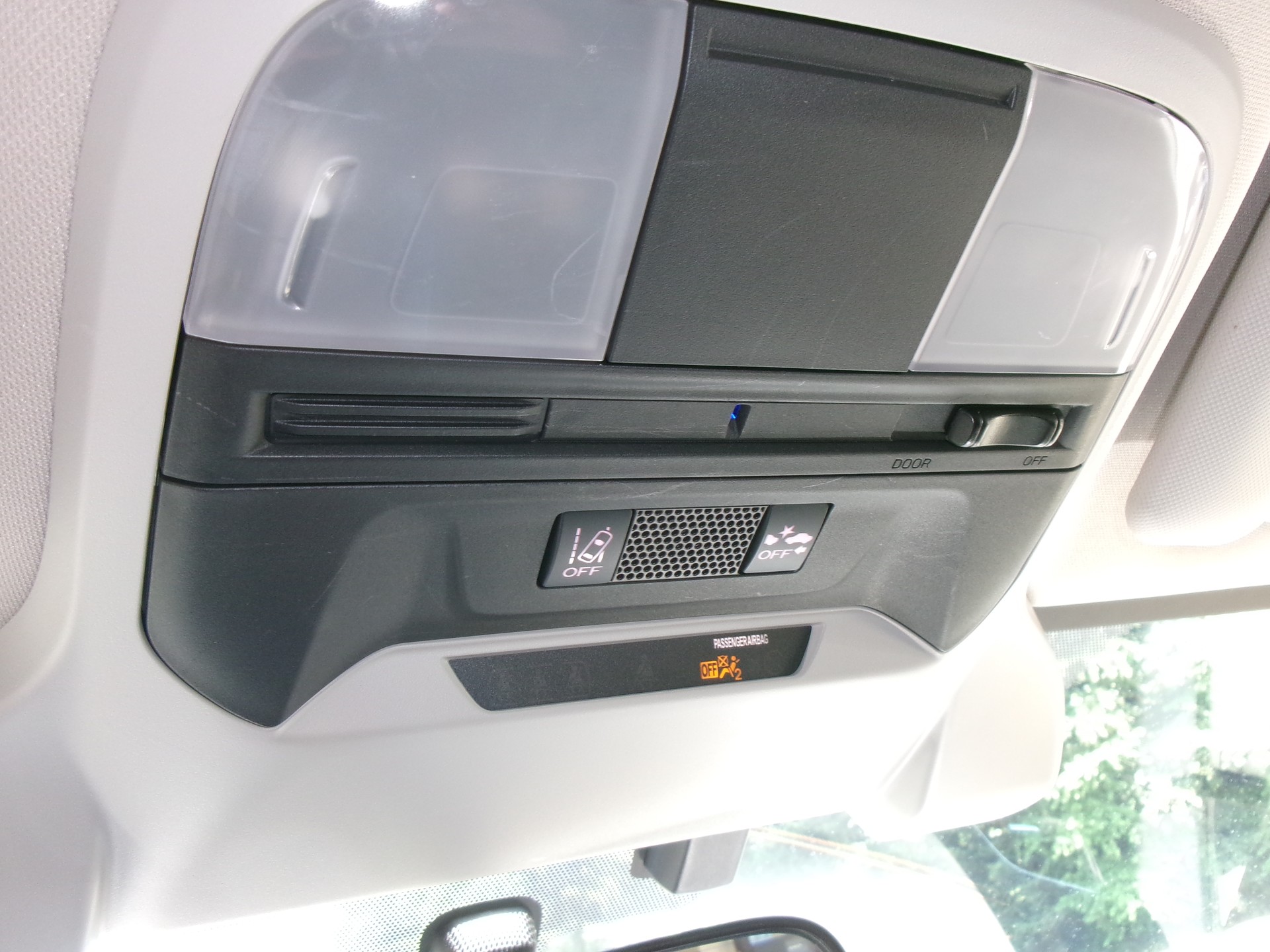 SUBARU XV 2.0 Swiss AWD Lineartronic-image-13