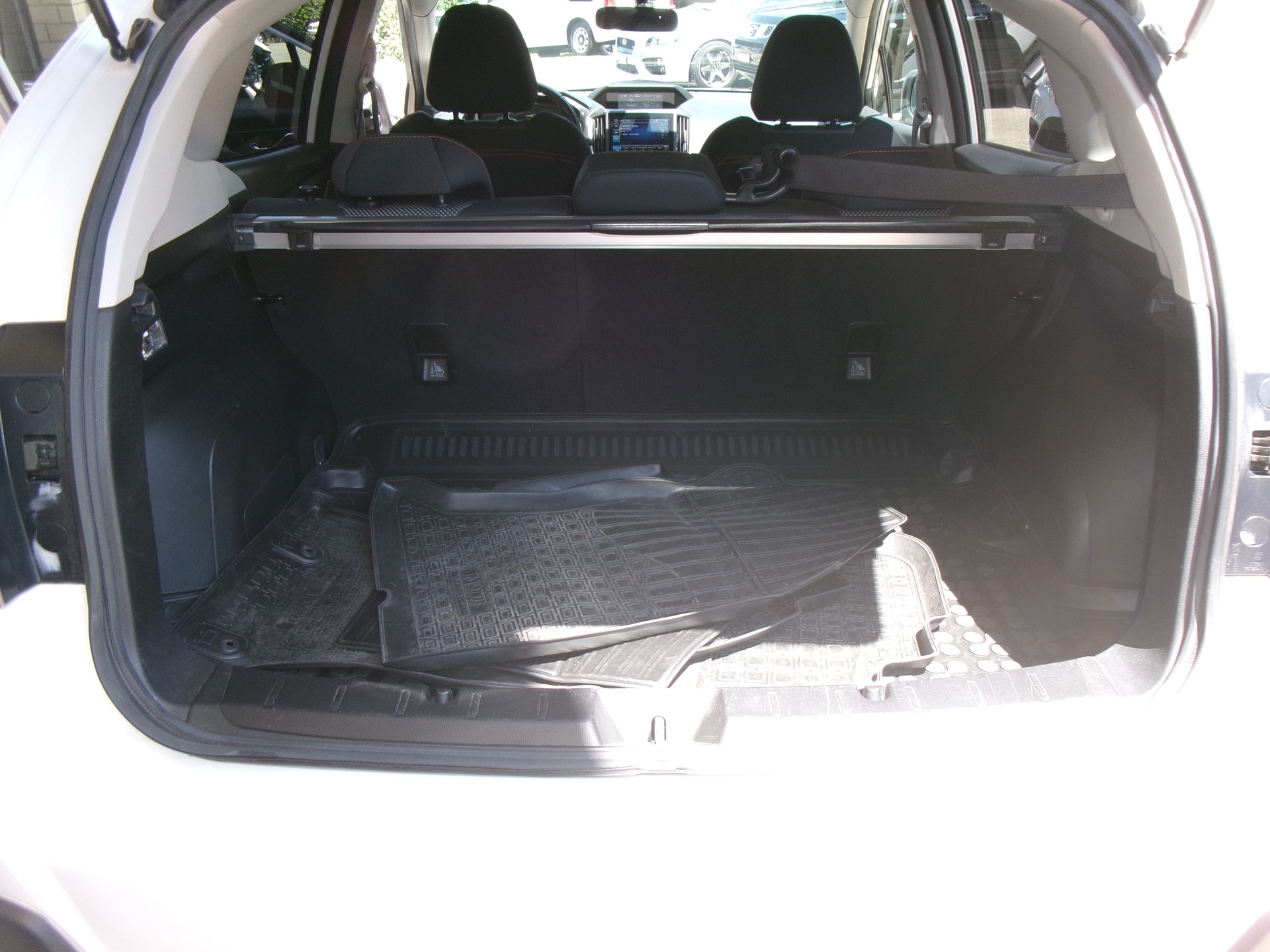 SUBARU XV 2.0 Swiss AWD Lineartronic-image-5