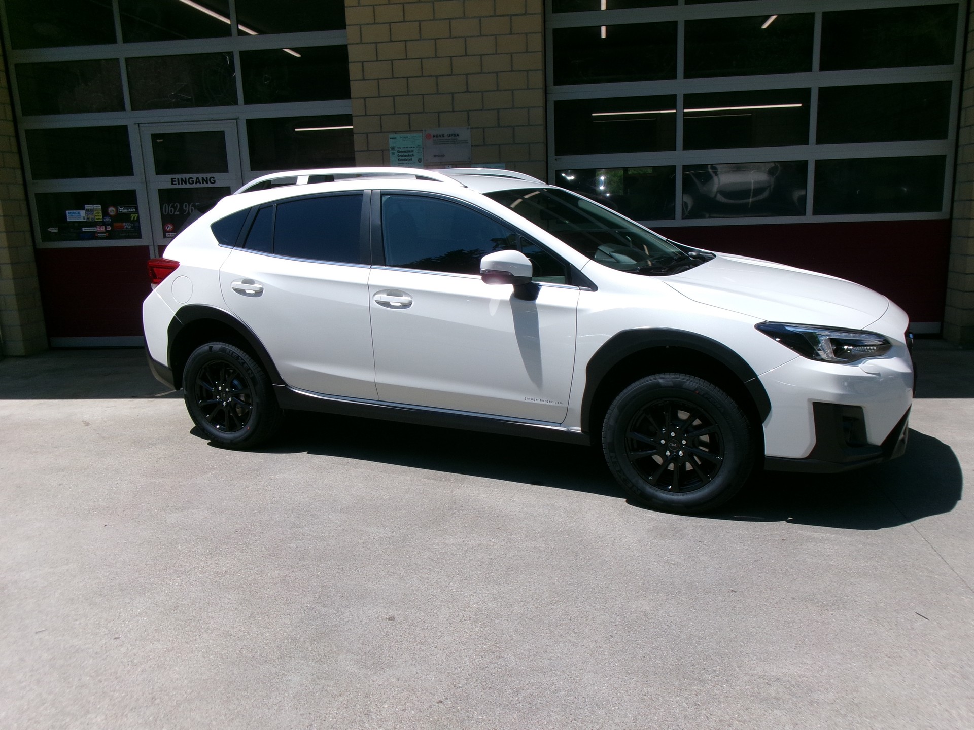 SUBARU XV 2.0 Swiss AWD Lineartronic-image-1