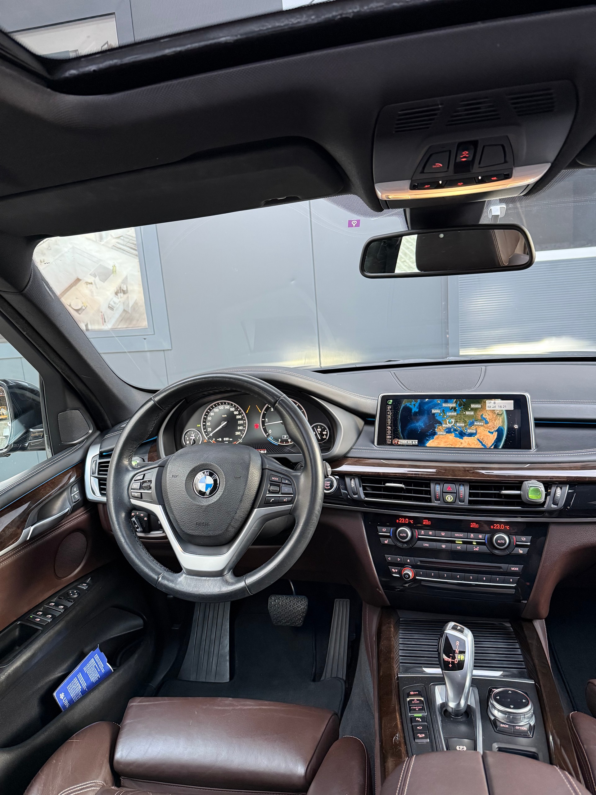 BMW X5 xDrive 30d Steptronic-image-9