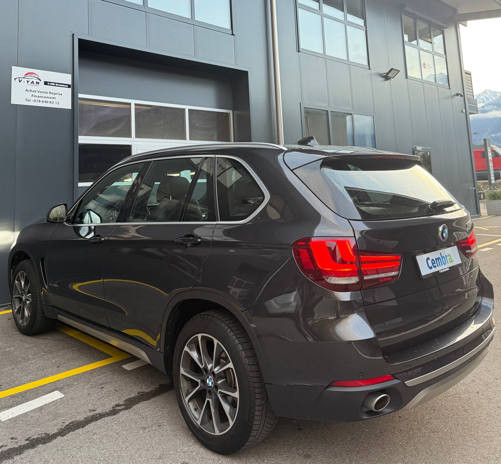 BMW X5 xDrive 30d Steptronic-image-4