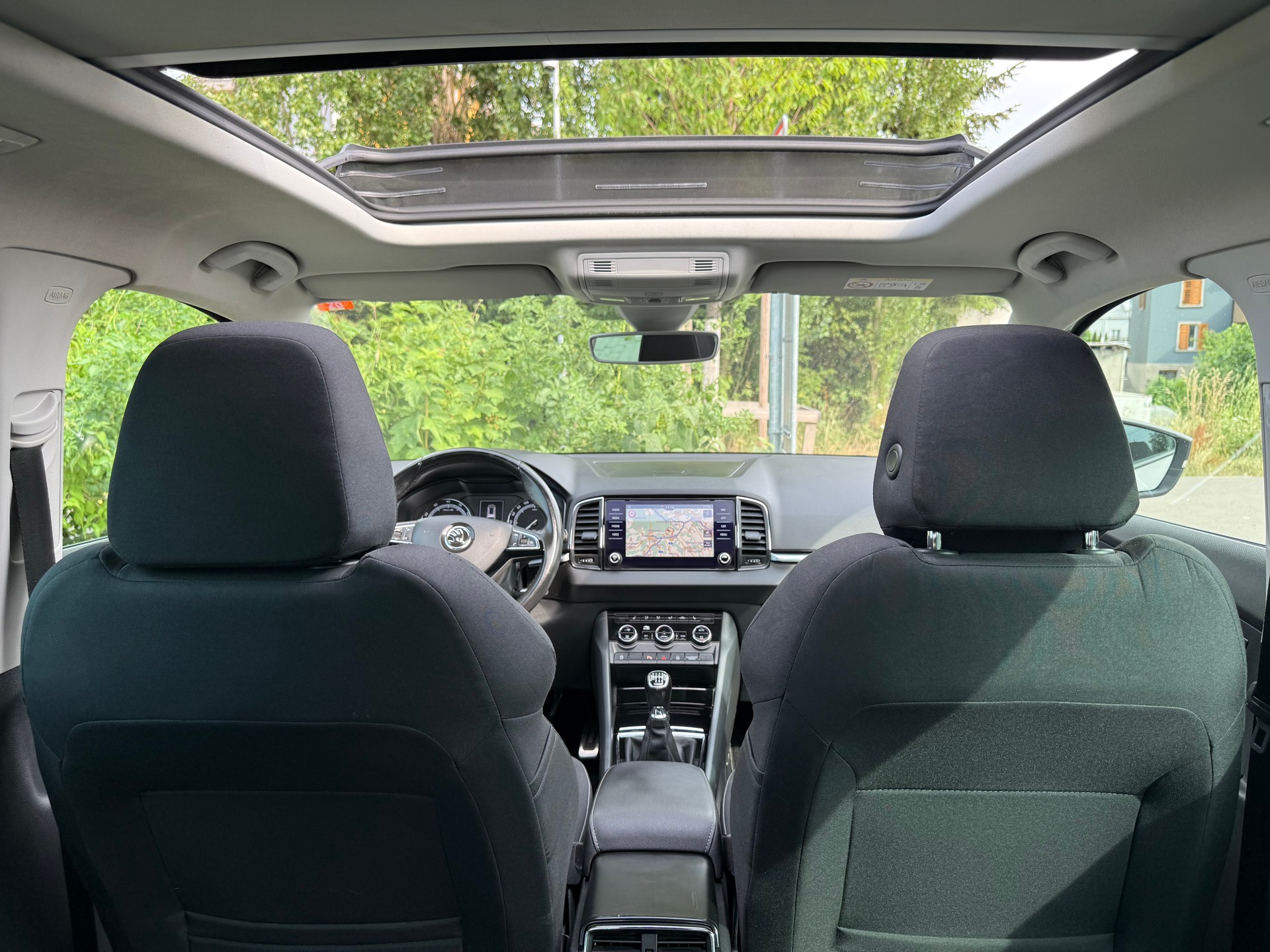 SKODA Karoq 1.0 TSI Ambition-image-5