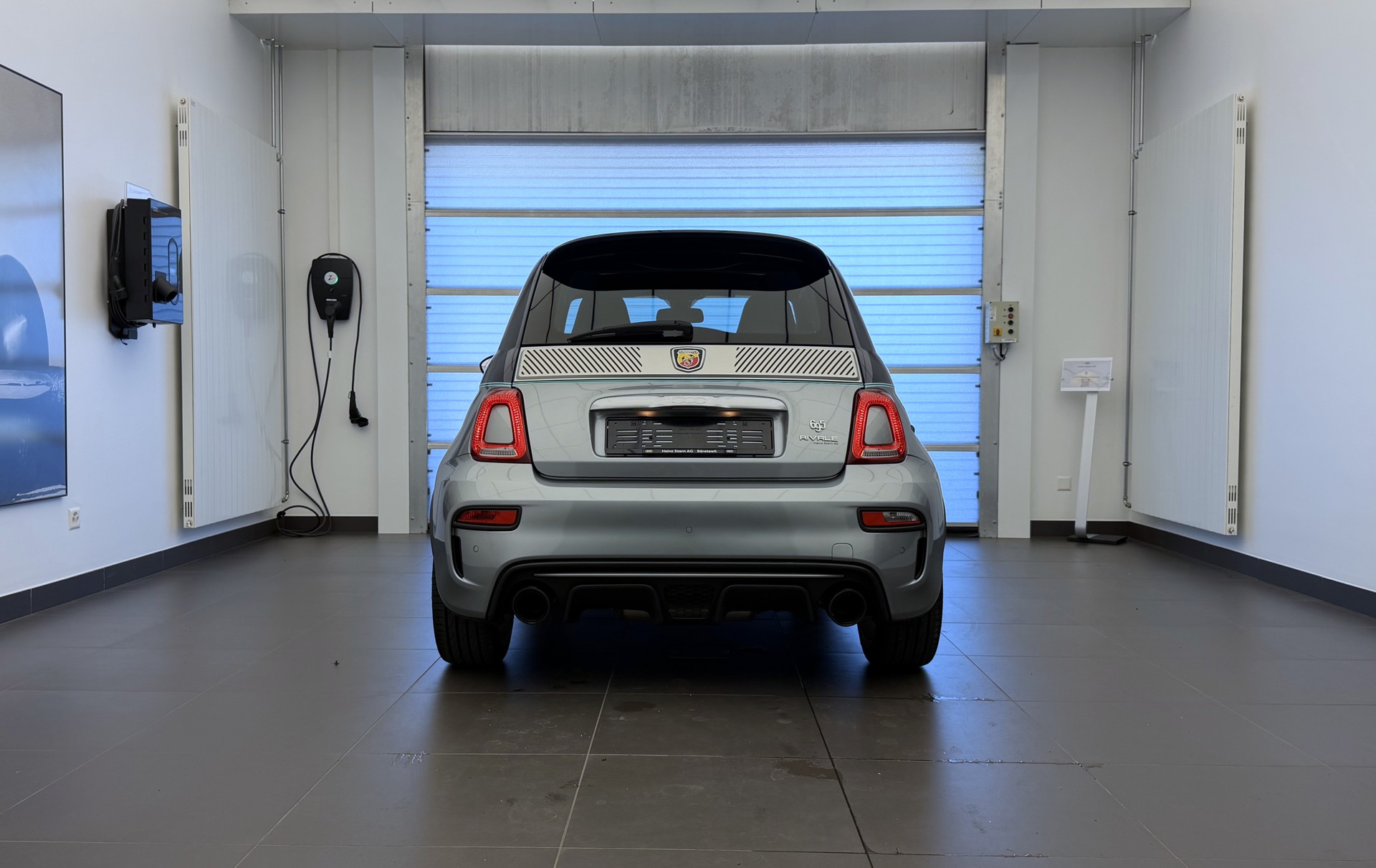 FIAT 695 1.4 16V Turbo Abarth Rivale-image-19