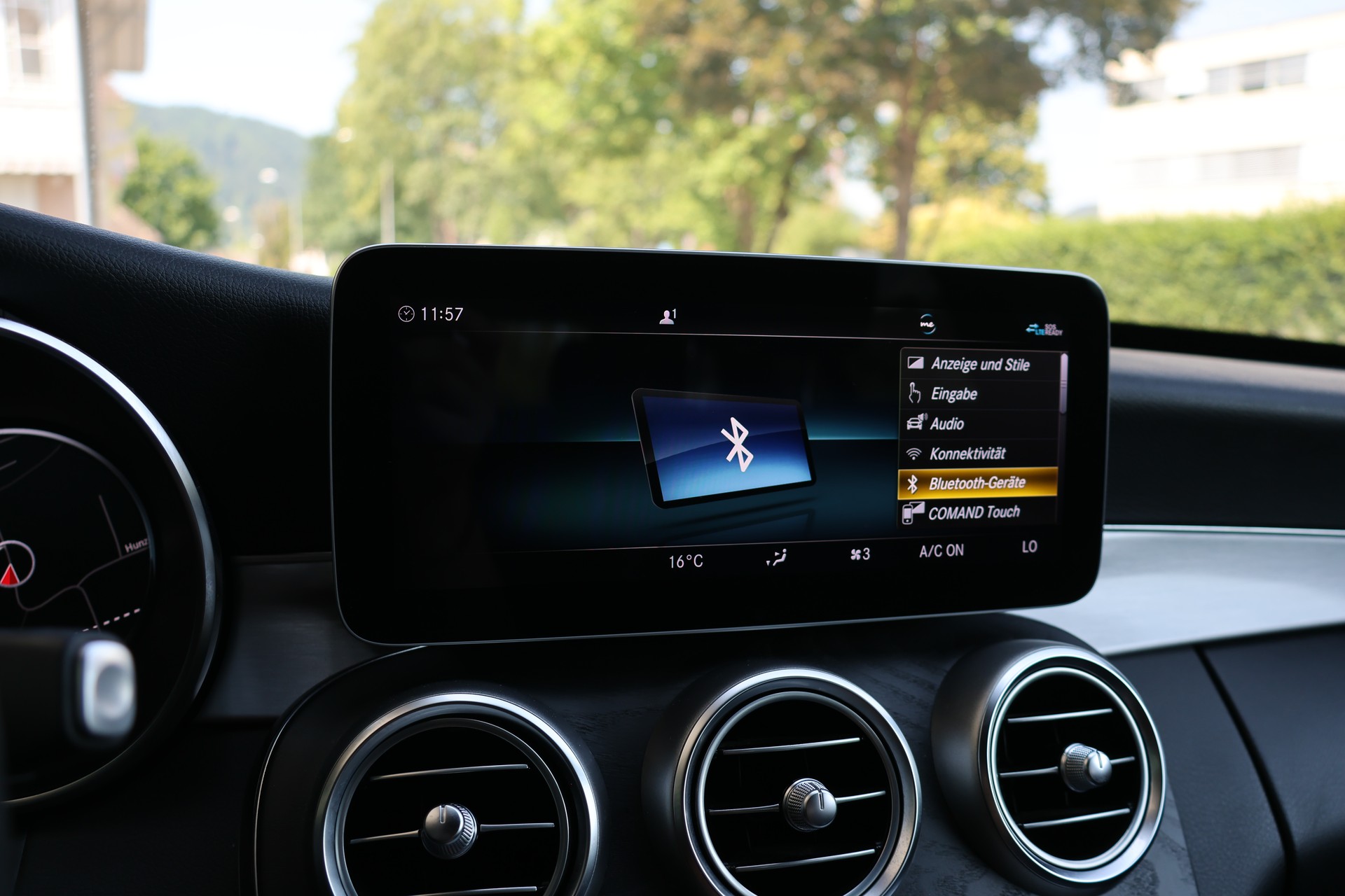 MERCEDES-BENZ C 200 AMG Line 4Matic 9G-Tronic-image-20