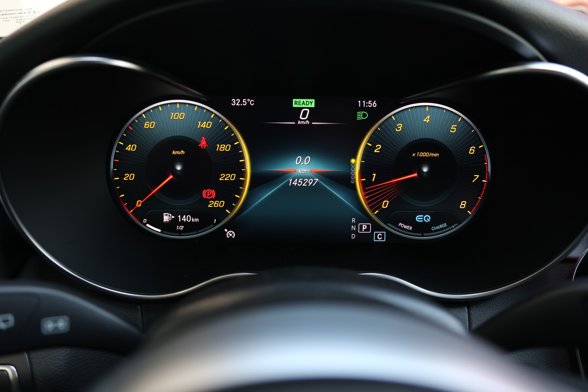 MERCEDES-BENZ C 200 AMG Line 4Matic 9G-Tronic-image-13
