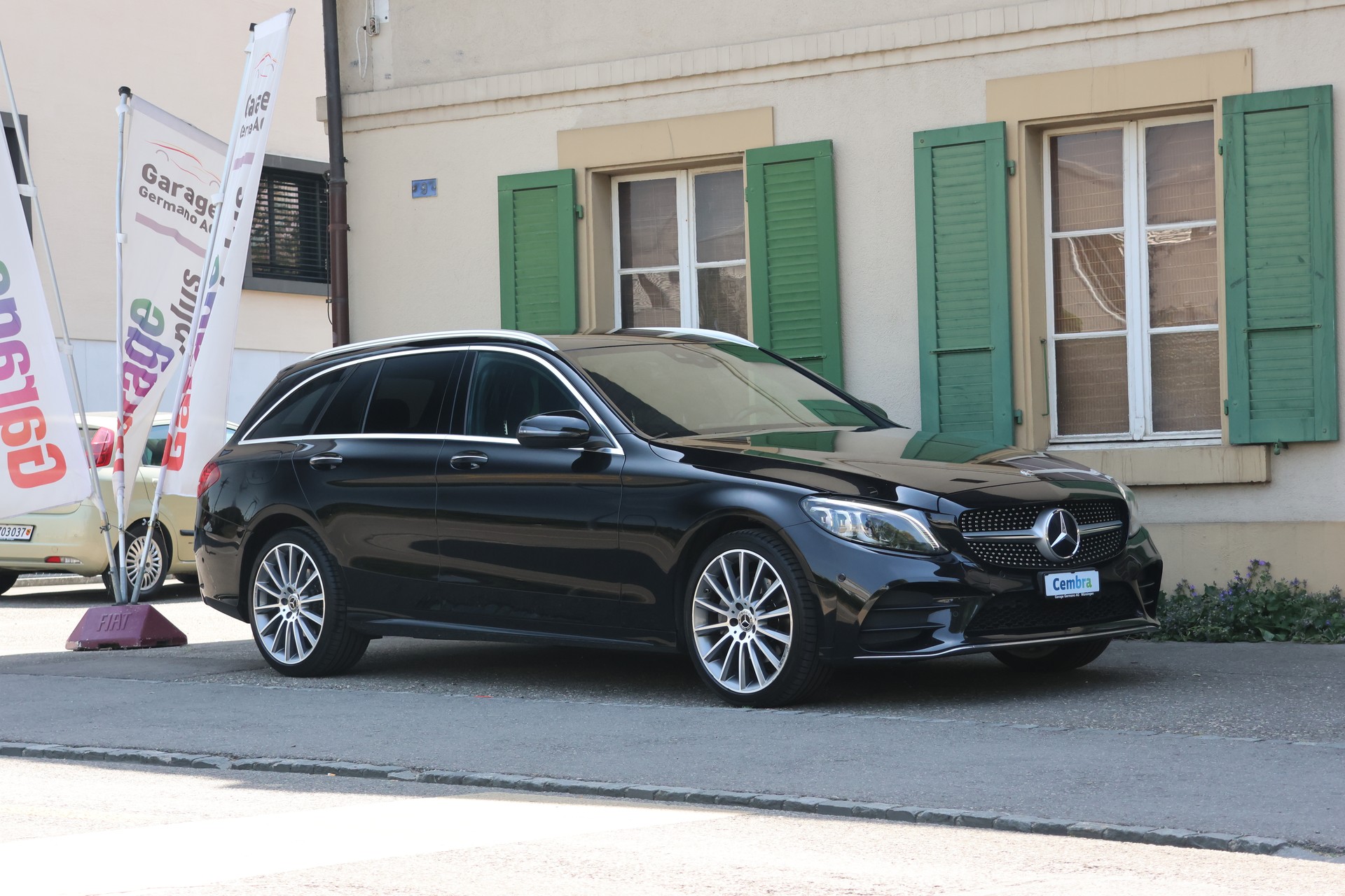 MERCEDES-BENZ C 200 AMG Line 4Matic 9G-Tronic-image-2