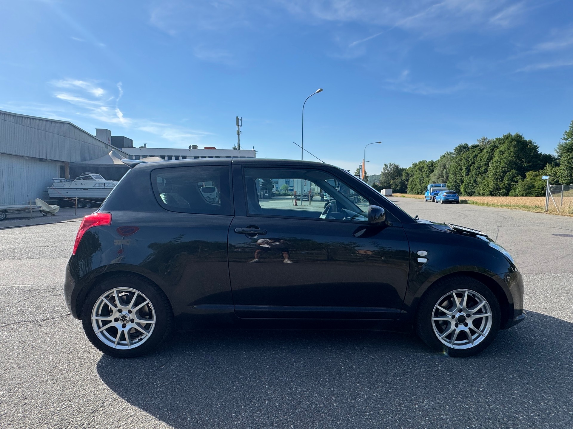 SUZUKI Swift 1.6i 16V Sport-image-8
