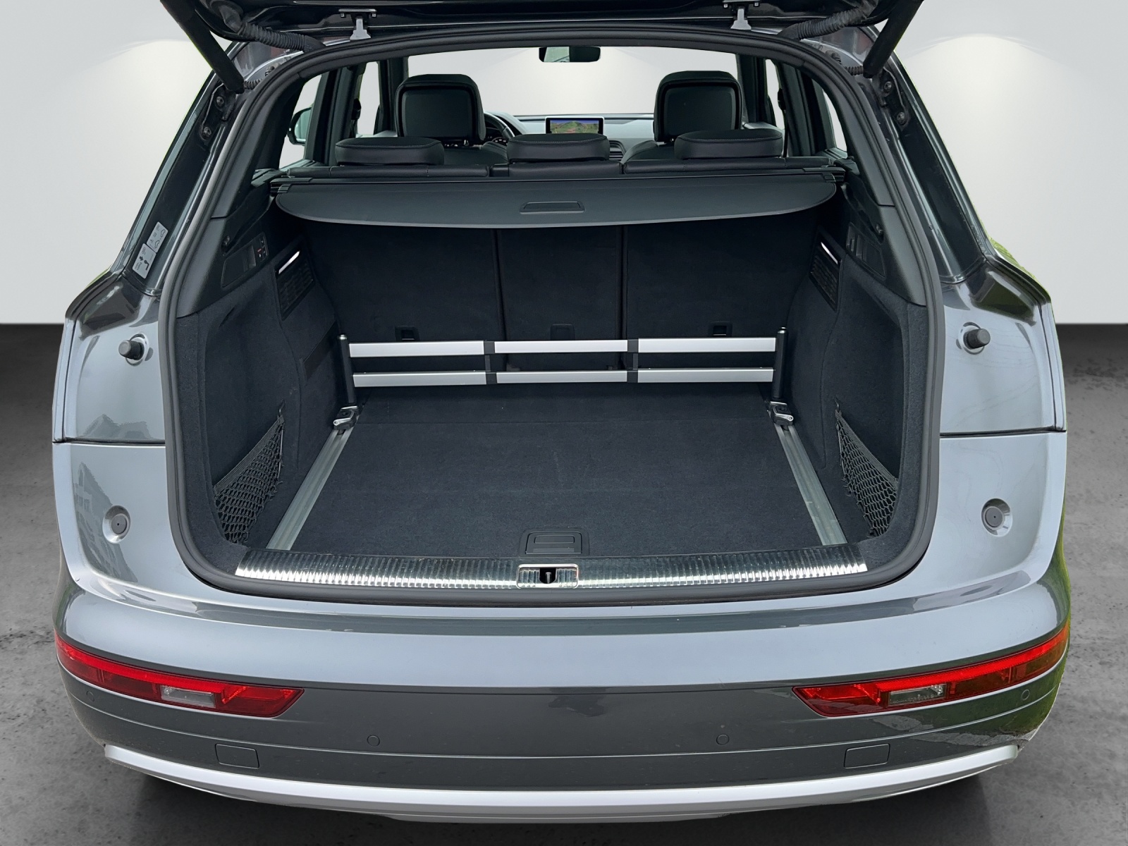 AUDI Q5 45 TFSI sport quattro S-tronic-image-9