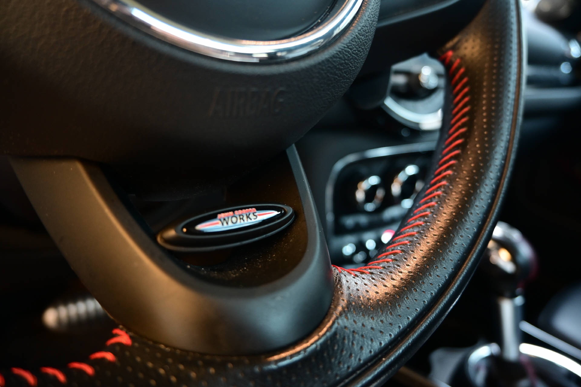 MINI Clubman F54 2.0i John Cooper Works ALL4-image-17