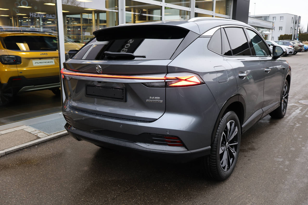 MG HS 1.5 Hybrid Luxury-image-3