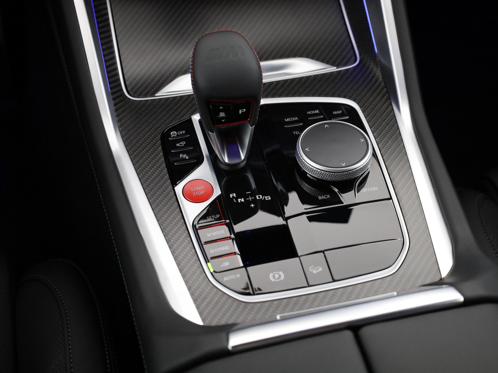 BMW XM 50e Plug-in Hybrid-image-18