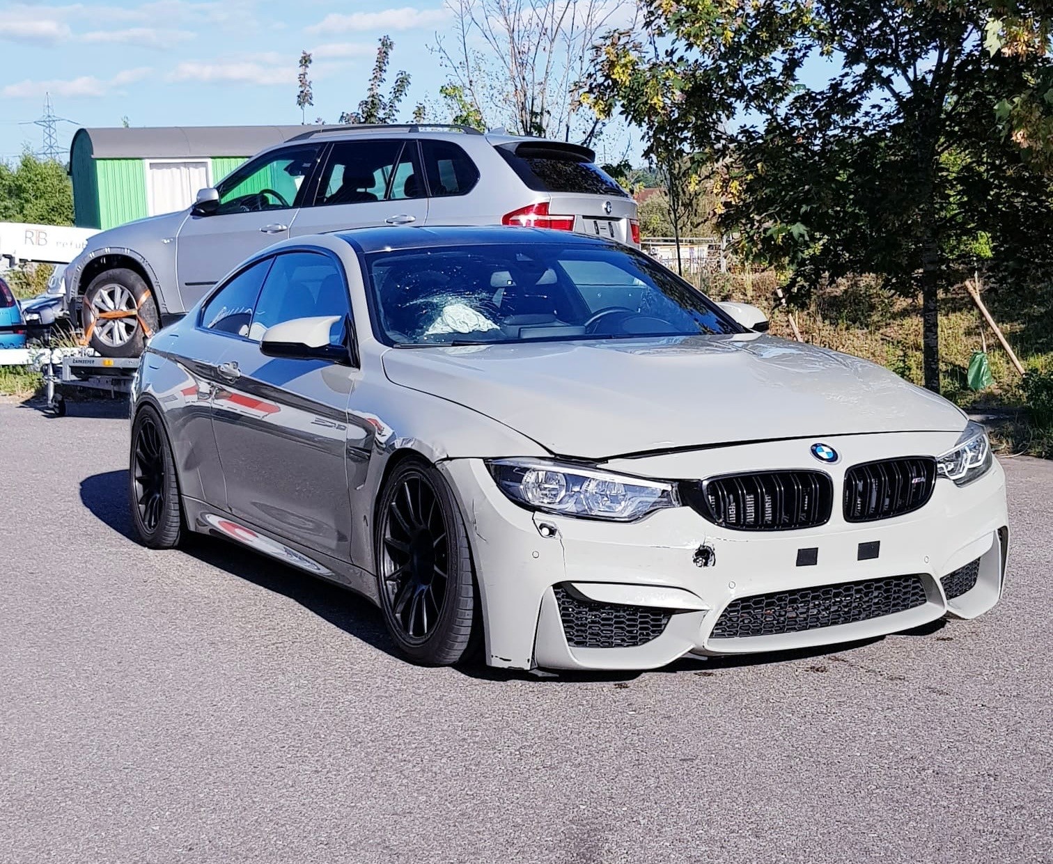 BMW M4 COUPE Leasing Finanzierung Möglich-image-0