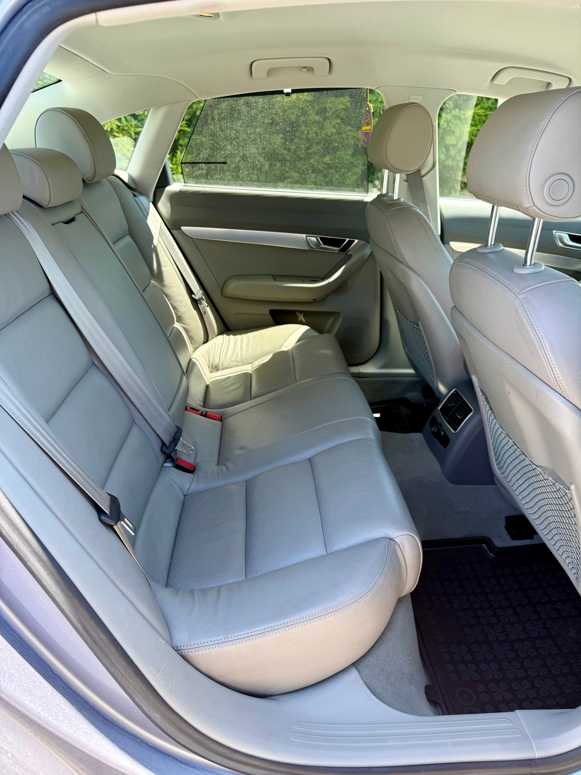 AUDI A6 Limousine 3.2 V6 FSI quattro-image-7