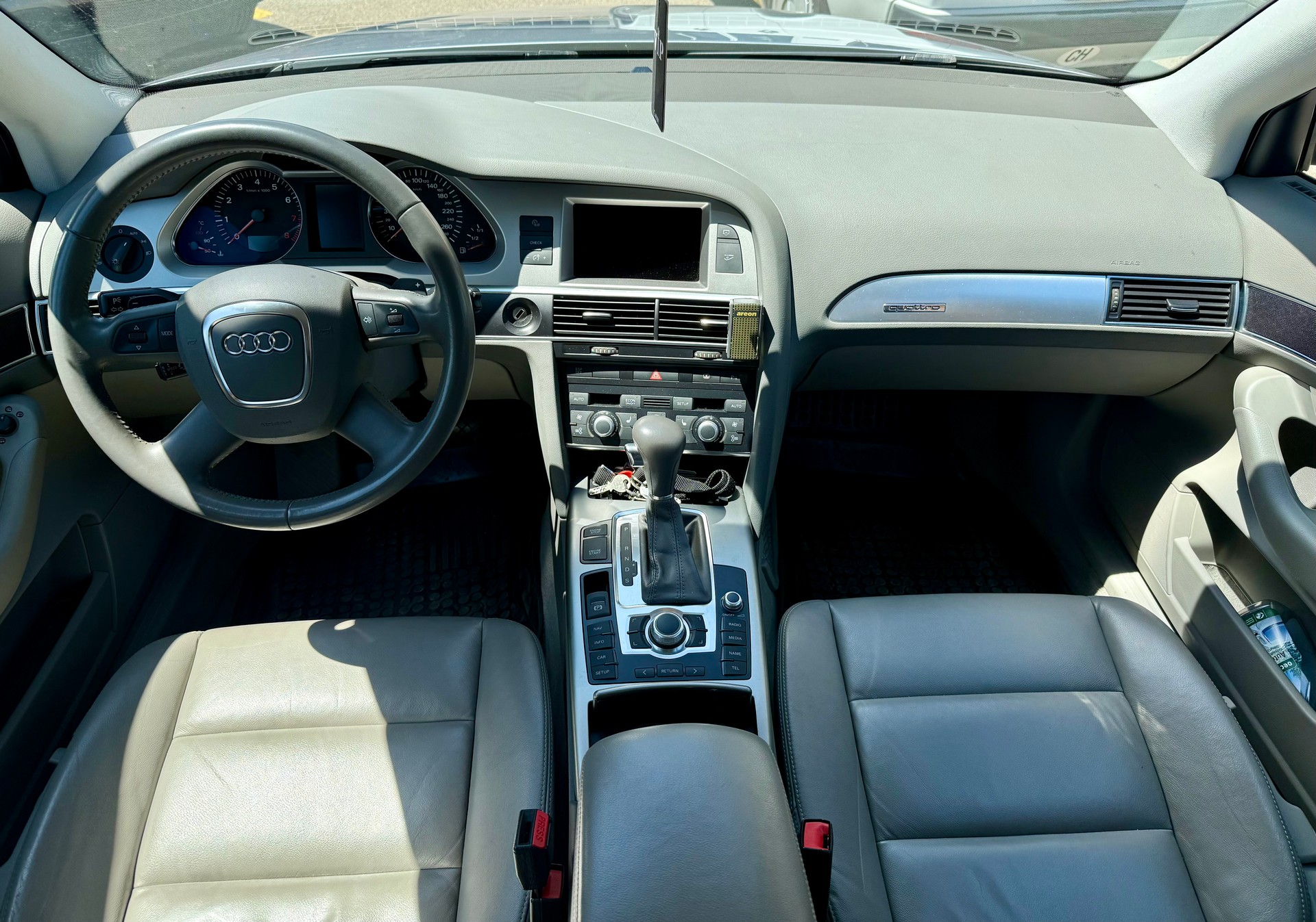 AUDI A6 Limousine 3.2 V6 FSI quattro-image-3
