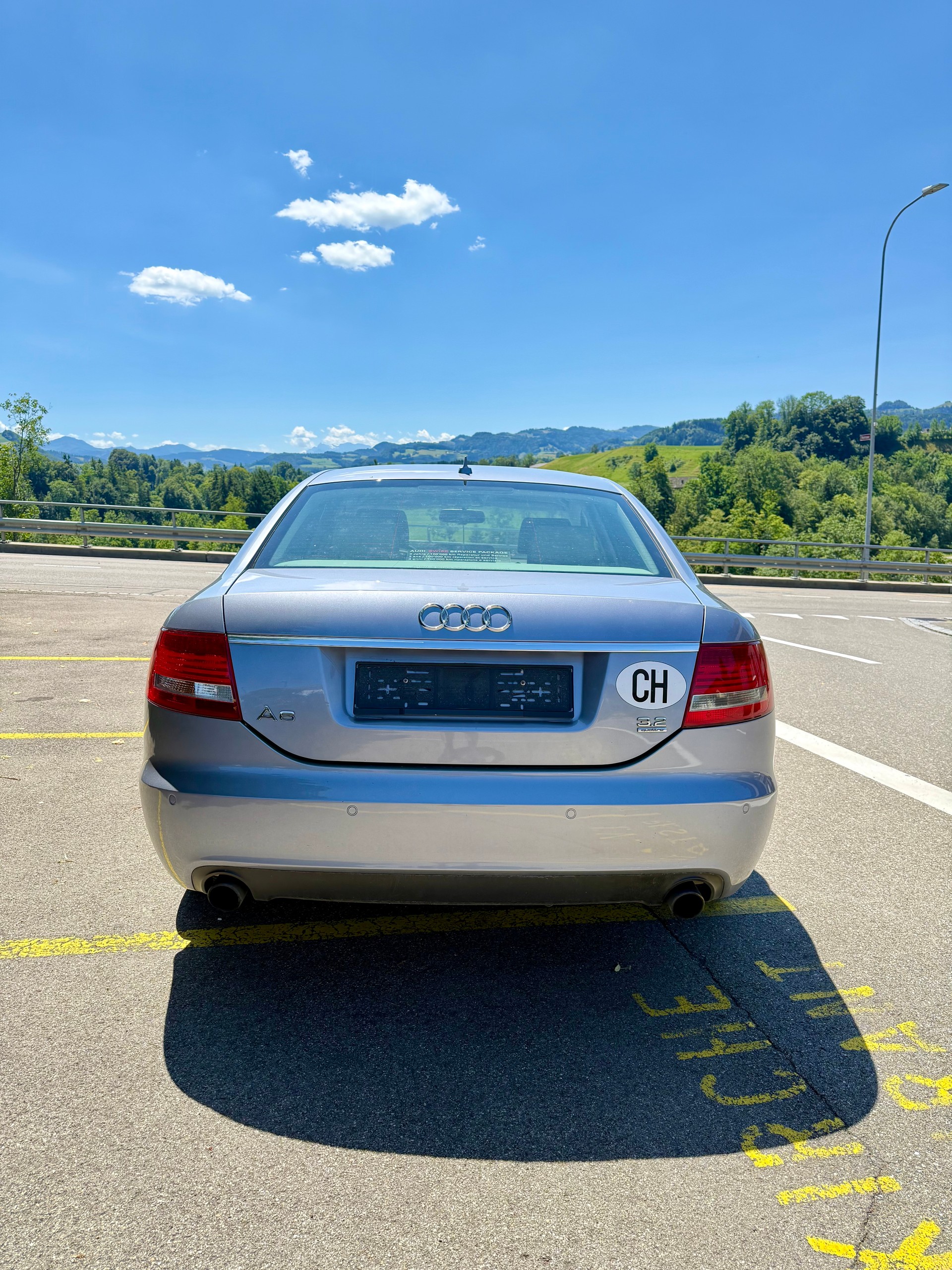 AUDI A6 Limousine 3.2 V6 FSI quattro-image-11