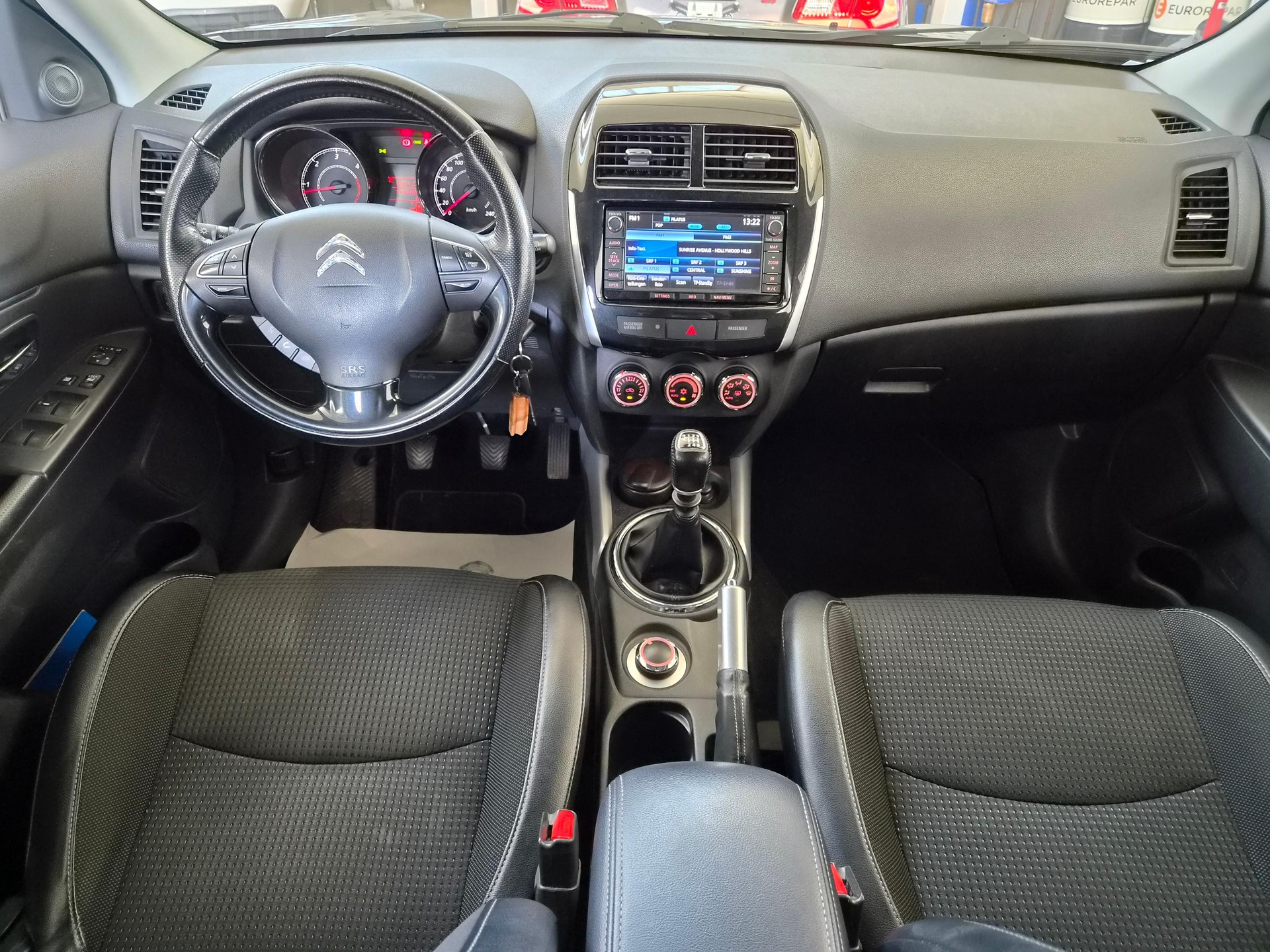 CITROEN C4 Aircross 1.8 HDi 150 Collection 4WD S/S-image-8