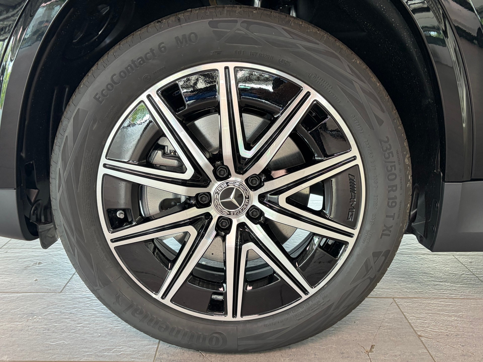 MERCEDES-BENZ EQA 300 66,5kWh 4Matic Excellence-image-11